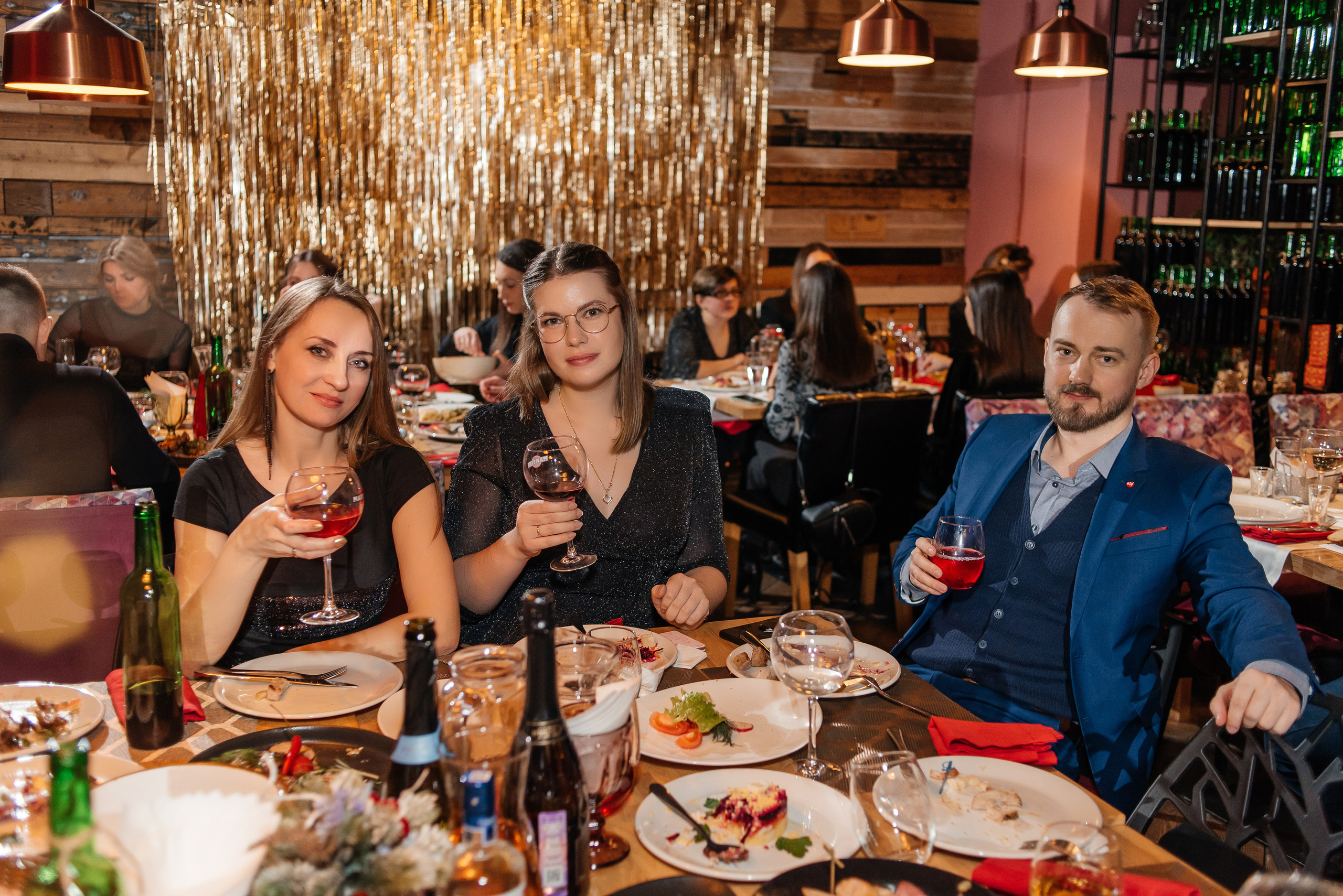 Корпоратив в кафе «Хохлома». Свадебный фотограф Елена Рякина