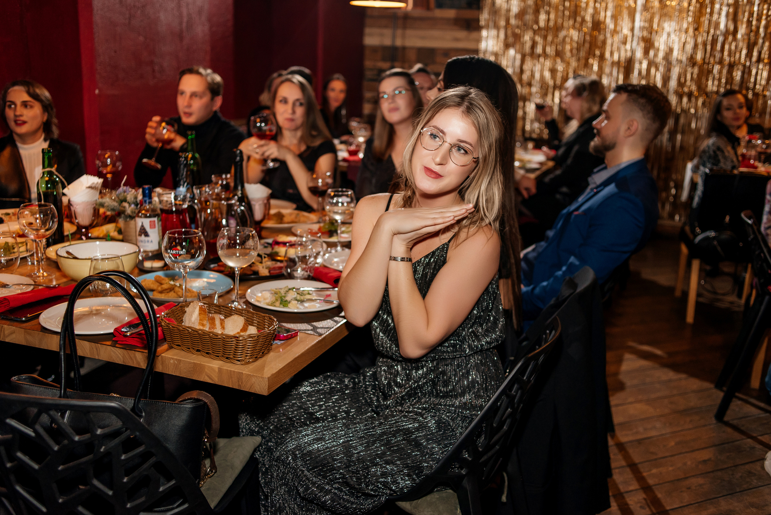 Корпоратив в кафе «Хохлома». Свадебный фотограф Елена Рякина