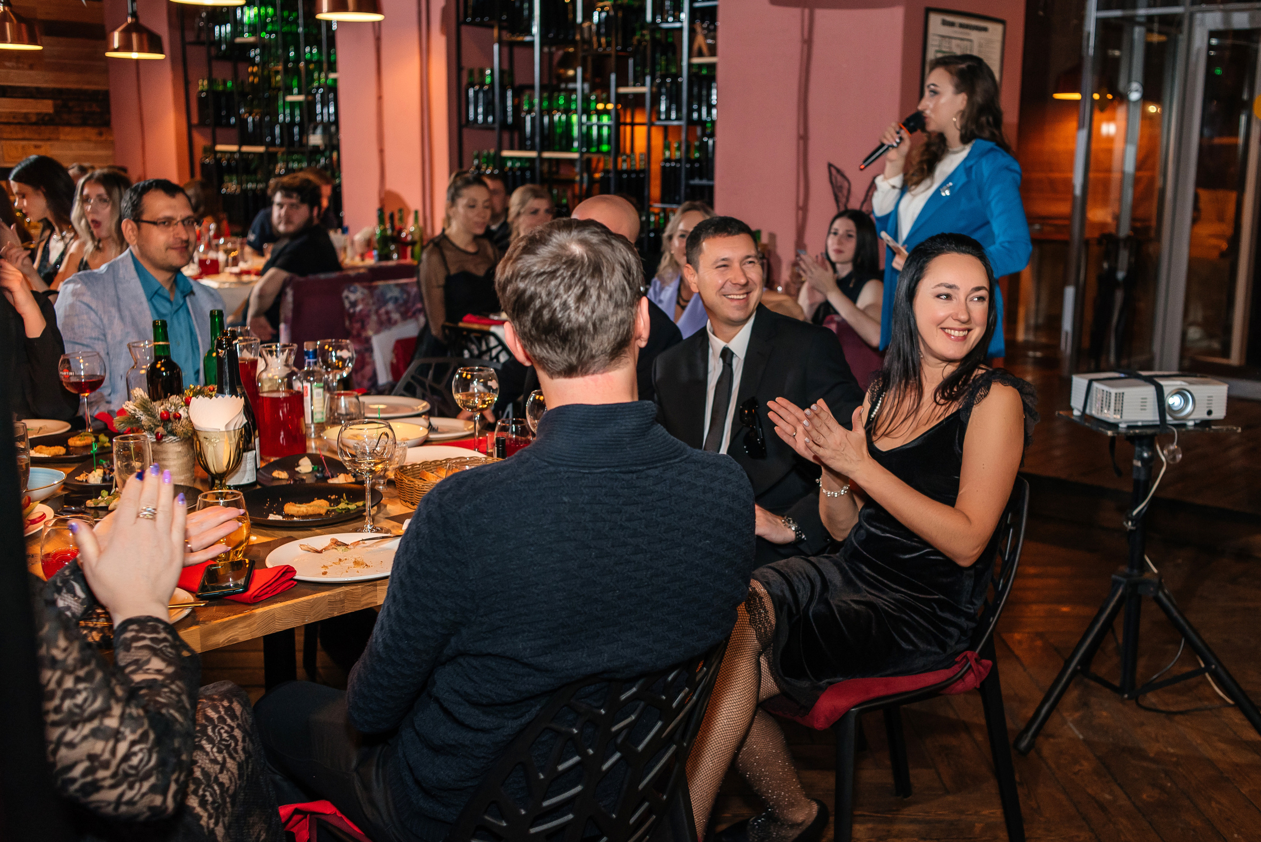 Корпоратив в кафе «Хохлома». Свадебный фотограф Елена Рякина