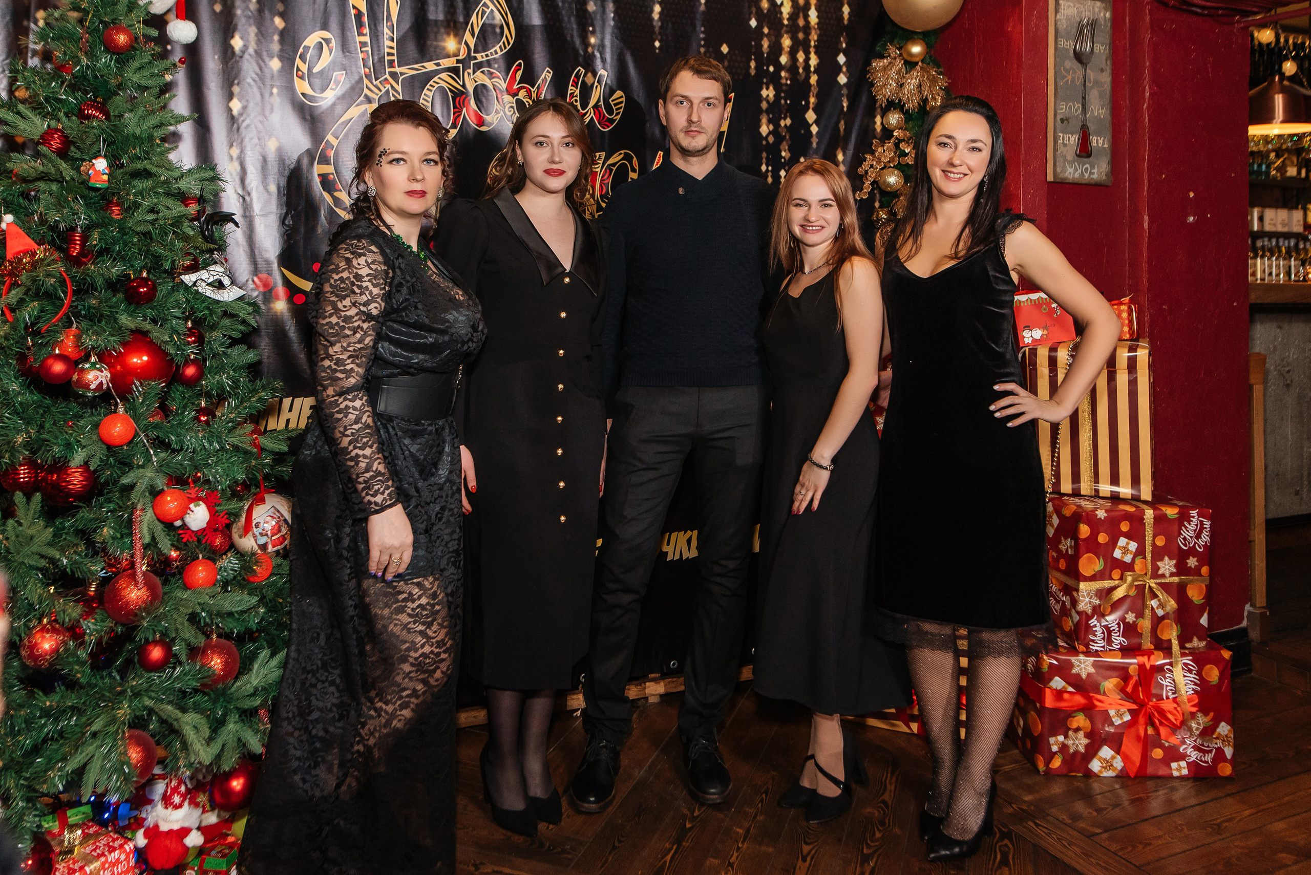 Корпоратив в кафе «Хохлома». Свадебный фотограф Елена Рякина