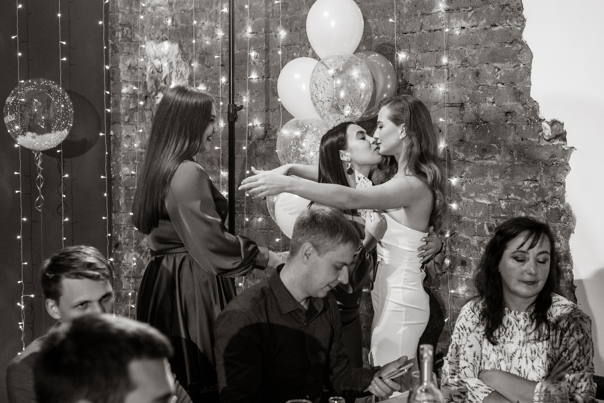 Свадебный банкет в «Фактуре». Свадебный фотограф Елена Рякина