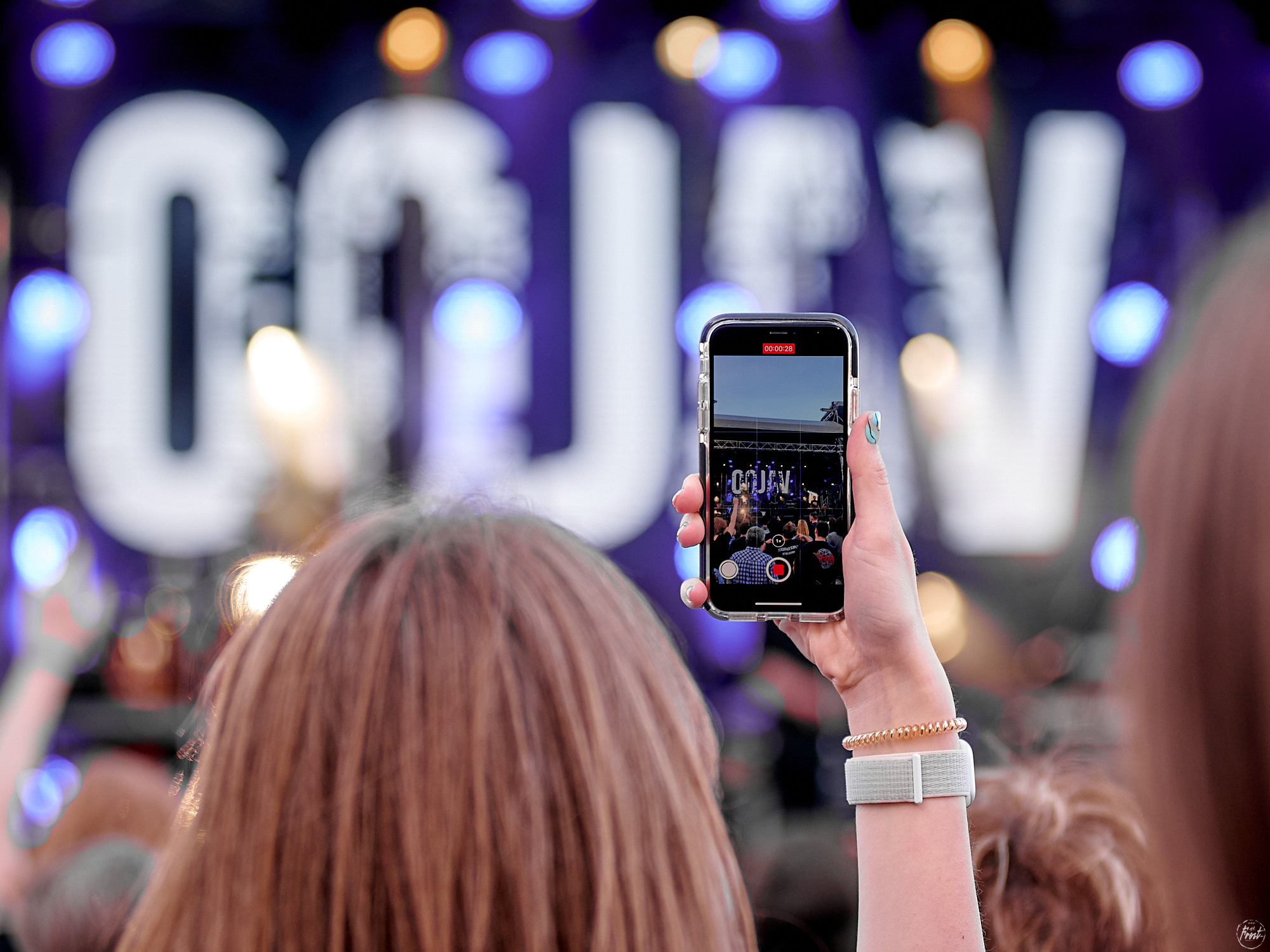 Концерт группы OQJAV в Екатеринбурге. Фотографии отовсюду и обо всем