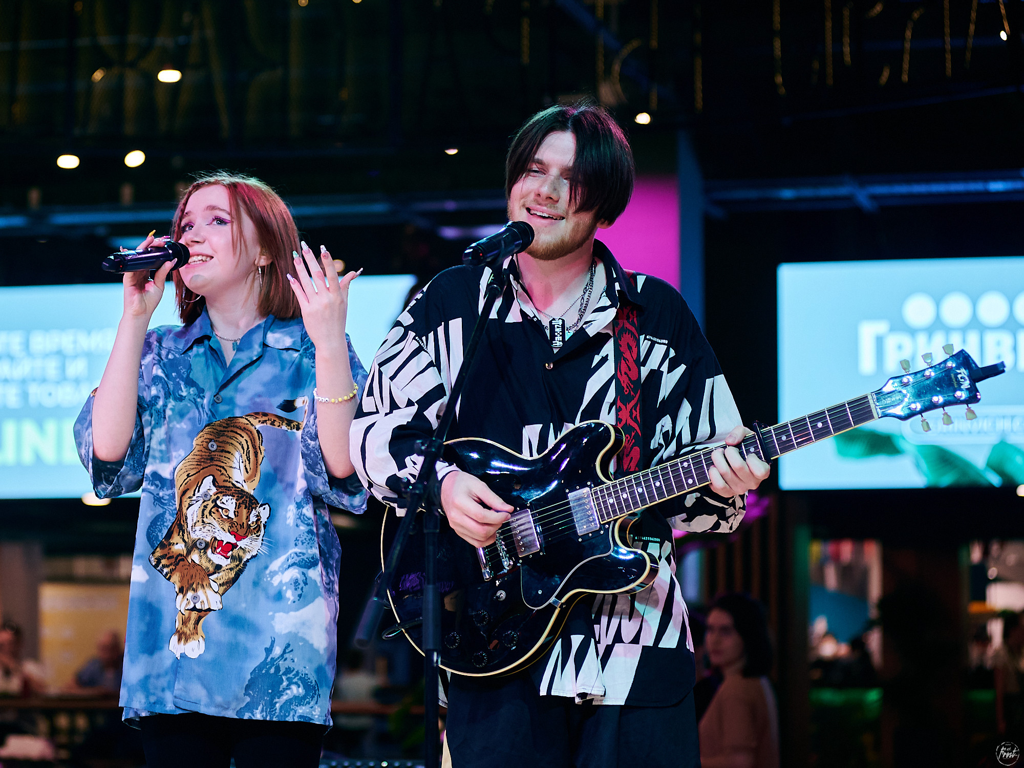 О! Марго. Фотографии отовсюду и обо всем