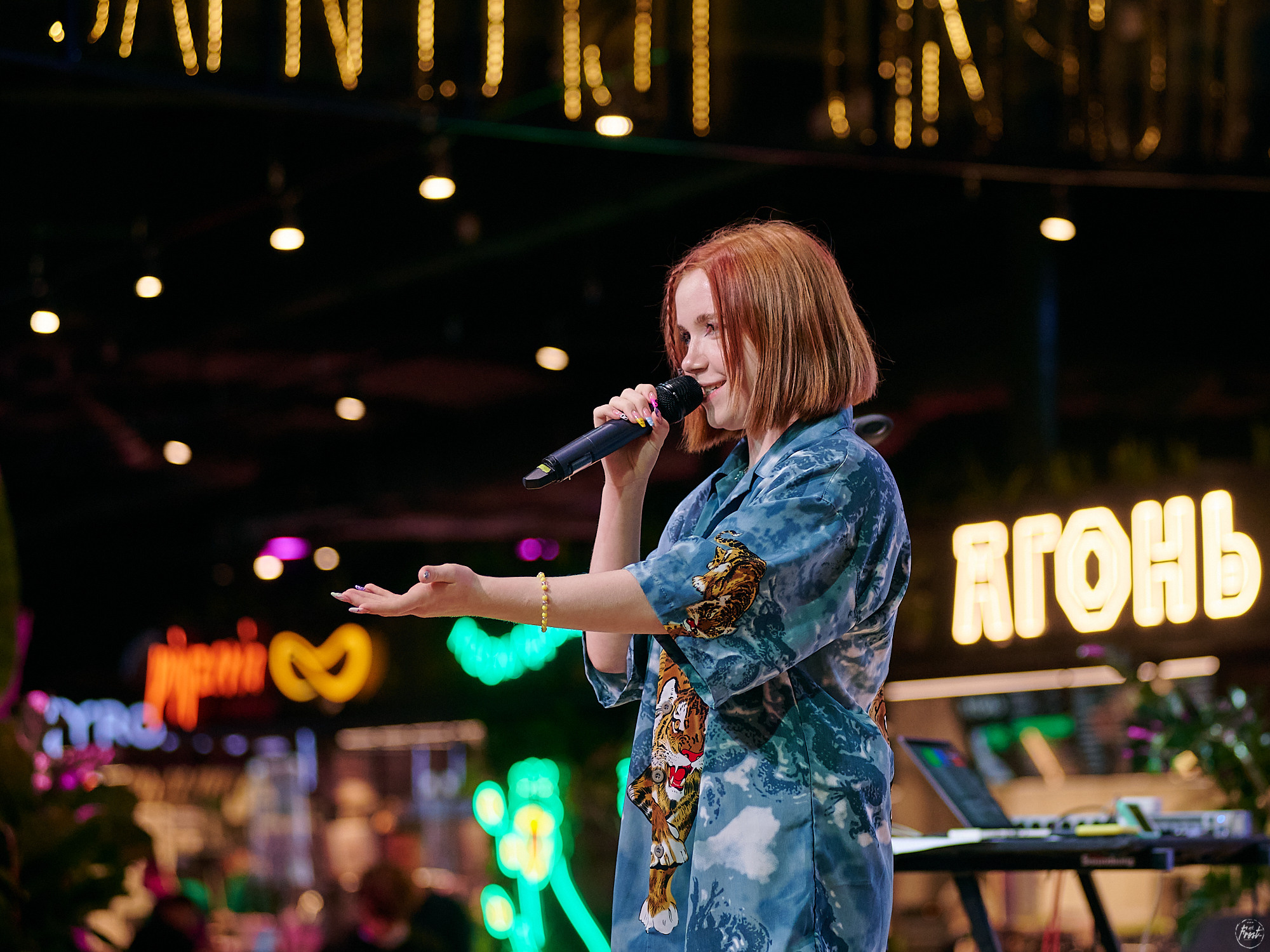 О! Марго. Фотографии отовсюду и обо всем