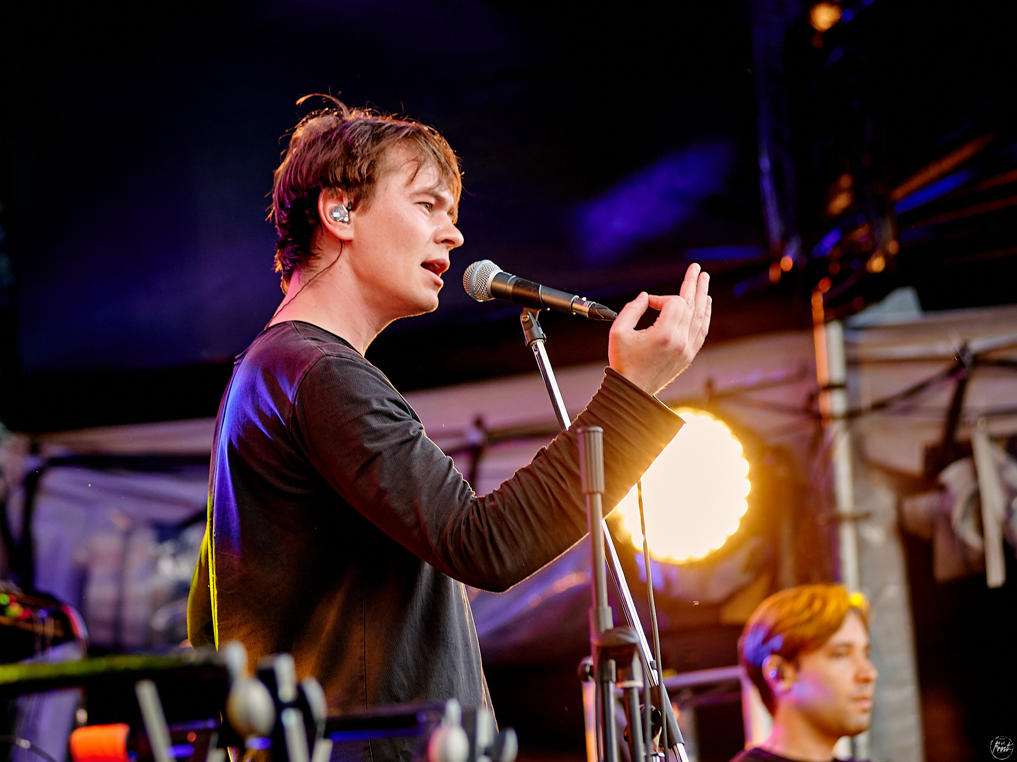 Концерт группы OQJAV в Екатеринбурге. Фотографии отовсюду и обо всем