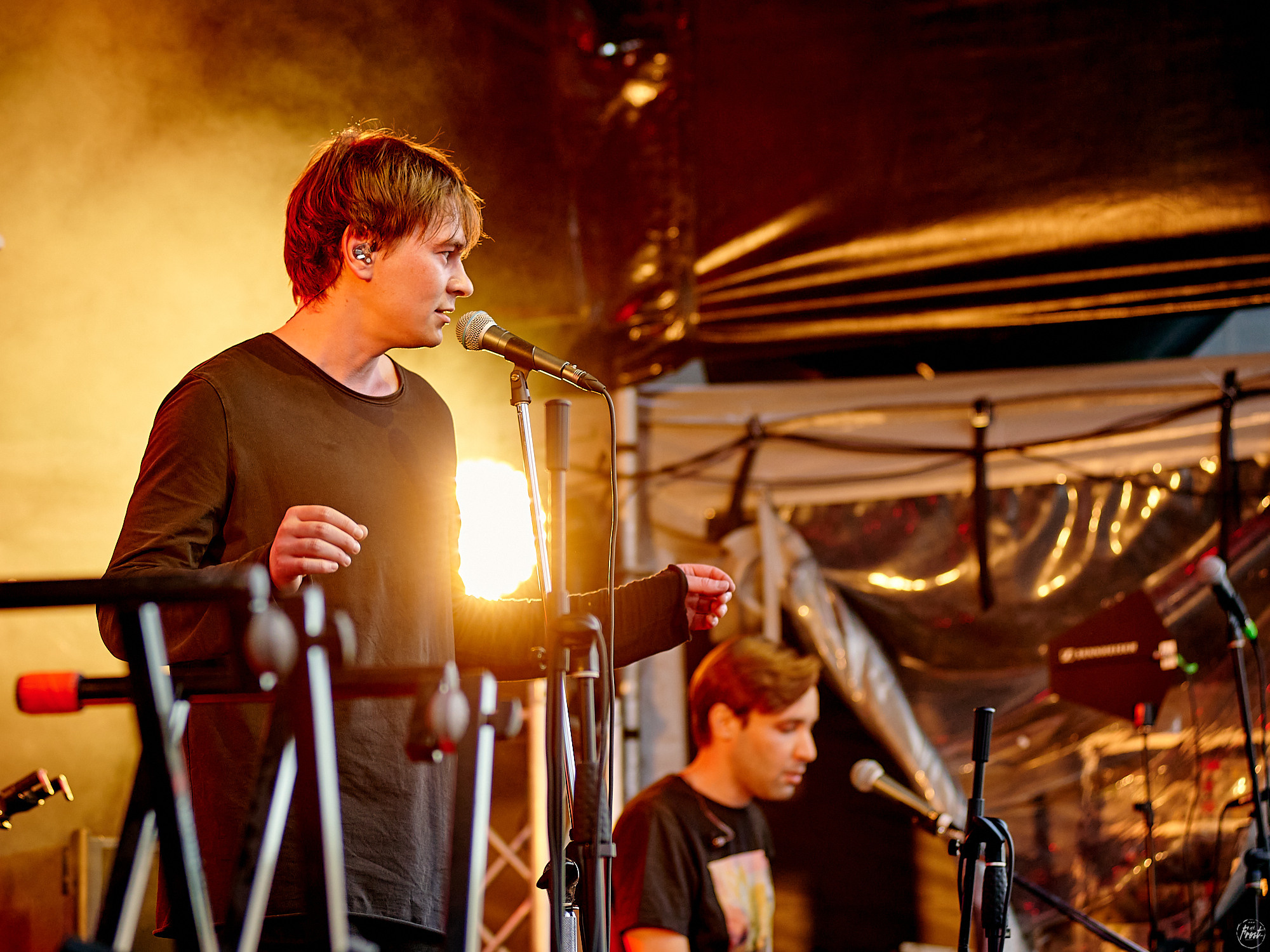 Концерт группы OQJAV в Екатеринбурге. Фотографии отовсюду и обо всем