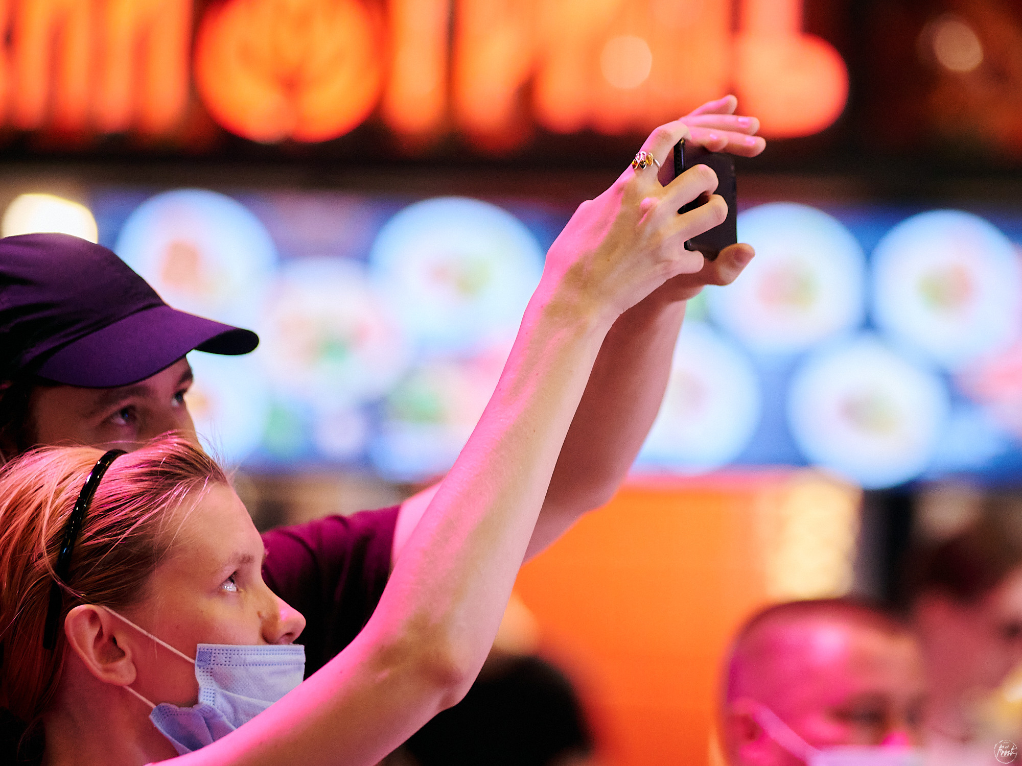 О! Марго. Фотографии отовсюду и обо всем