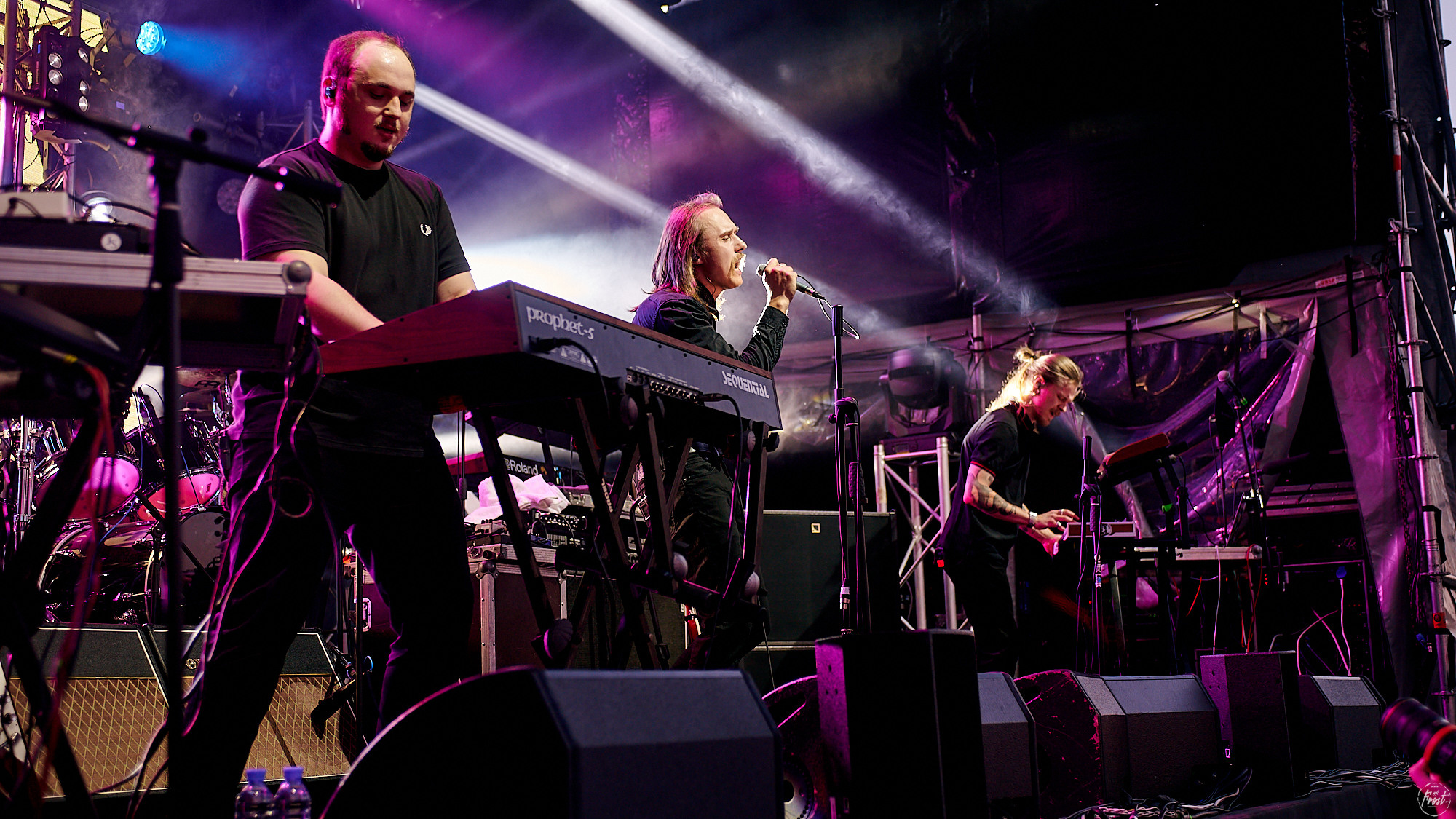 Концерт группы Молчат дома / Molchat doma в Екатеринбурге. Фотографии отовсюду и обо всем