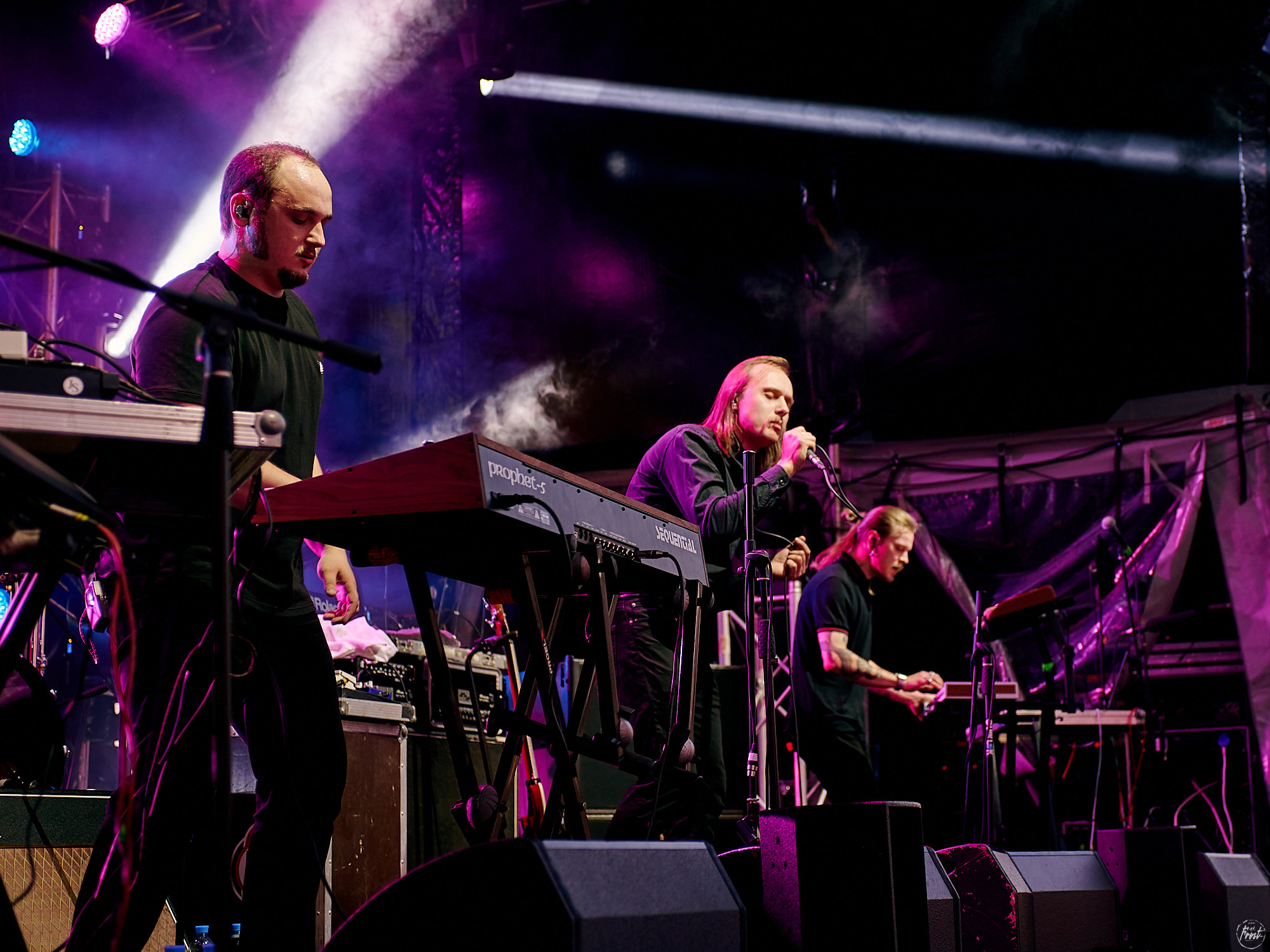 Концерт группы Молчат дома / Molchat doma в Екатеринбурге. Фотографии отовсюду и обо всем