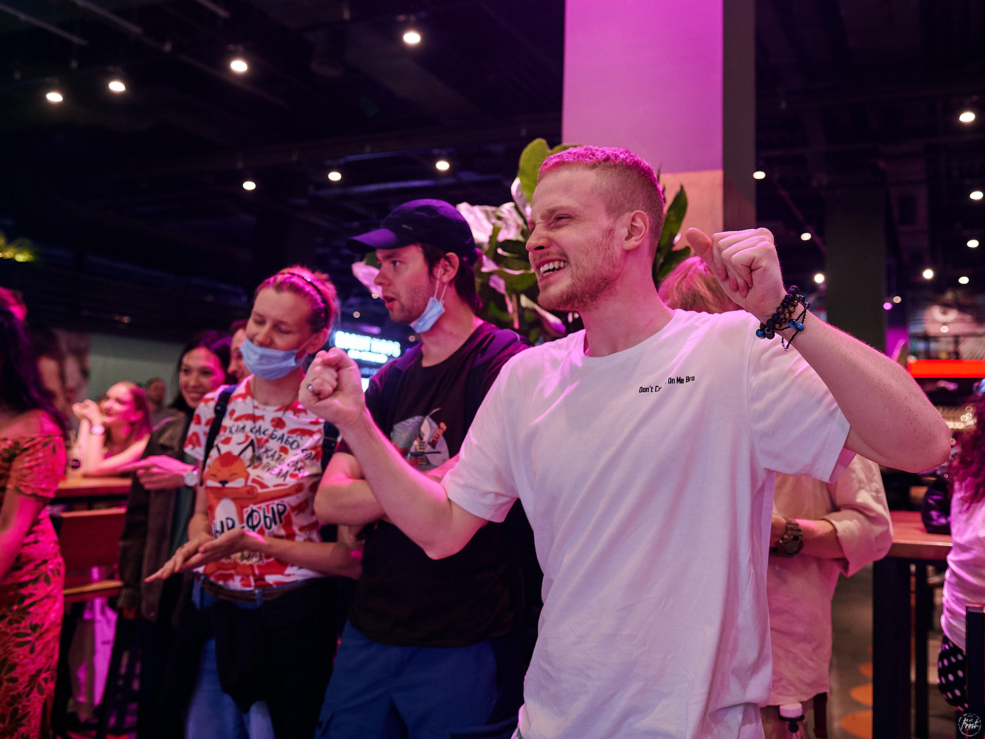 О! Марго. Фотографии отовсюду и обо всем