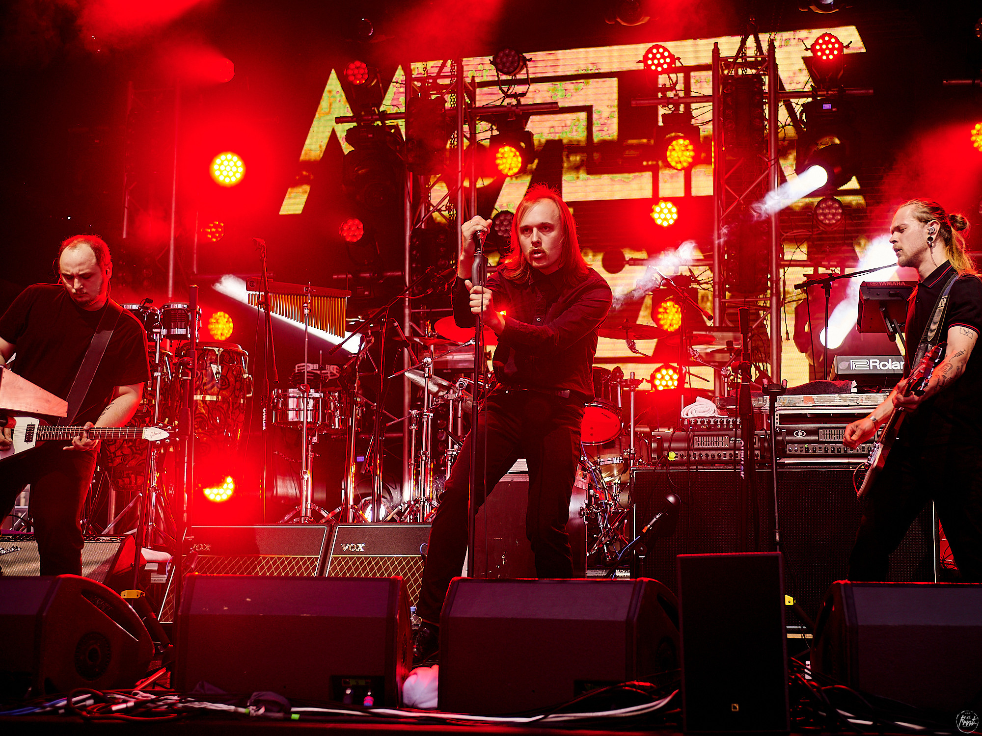 Концерт группы Молчат дома / Molchat doma в Екатеринбурге. Фотографии отовсюду и обо всем