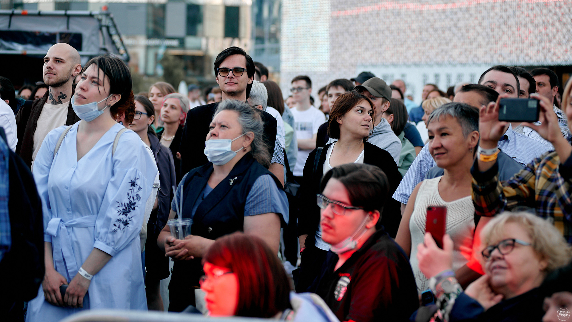 Концерт группы OQJAV в Екатеринбурге. Фотографии отовсюду и обо всем