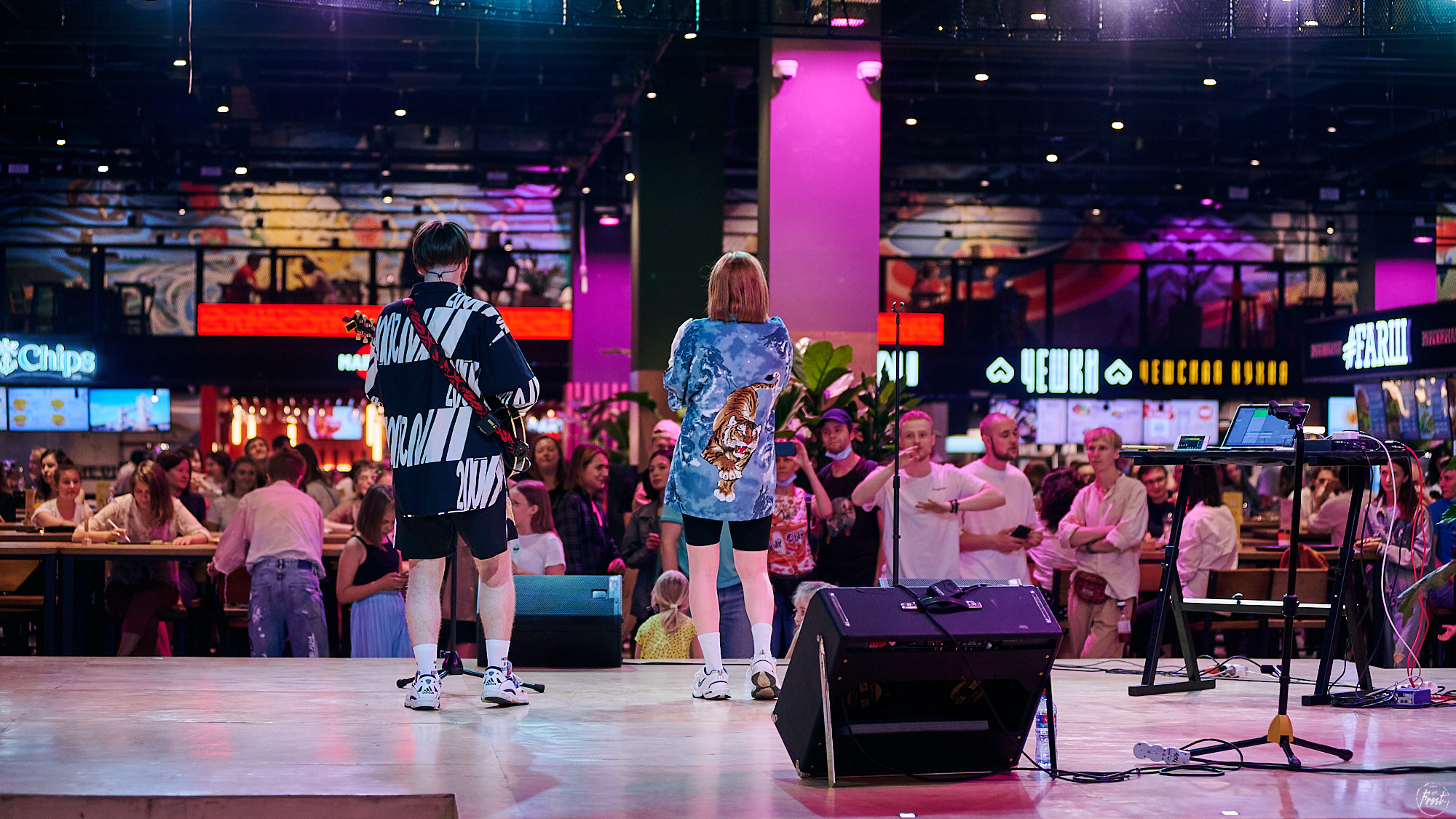 О! Марго. Фотографии отовсюду и обо всем