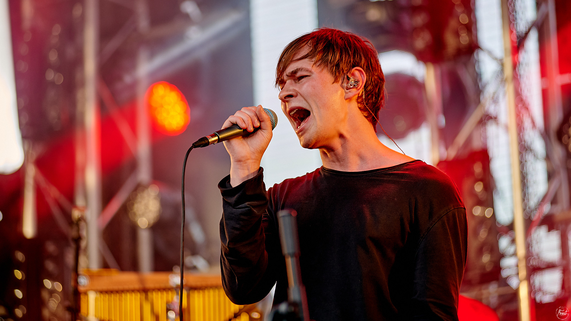 Концерт группы OQJAV в Екатеринбурге. Фотографии отовсюду и обо всем