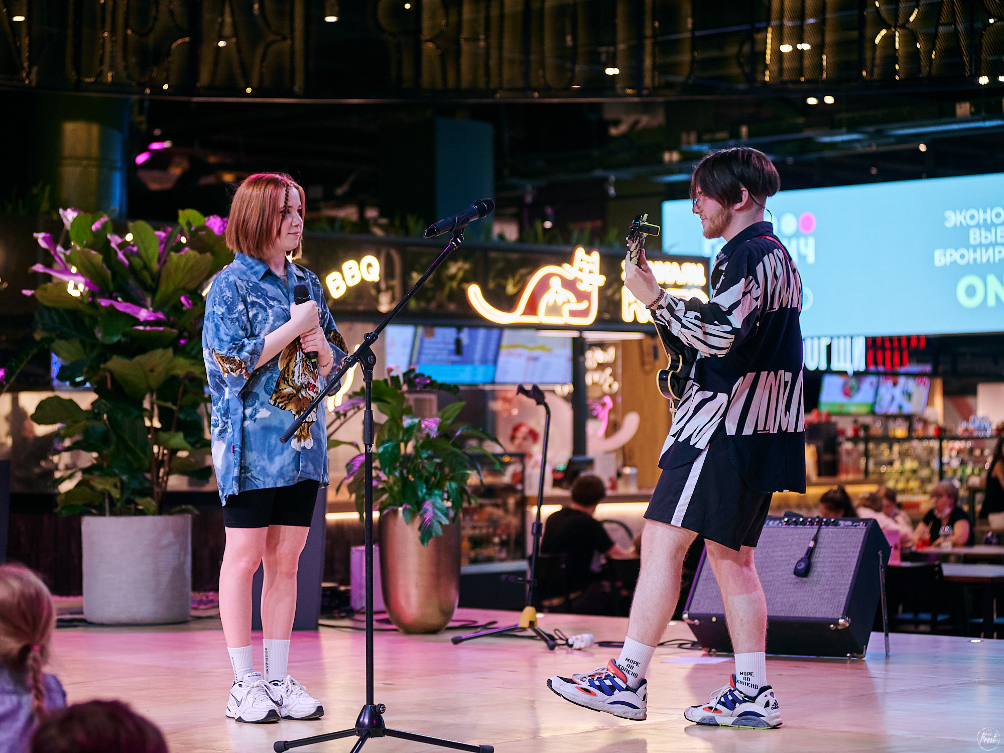 О! Марго. Фотографии отовсюду и обо всем