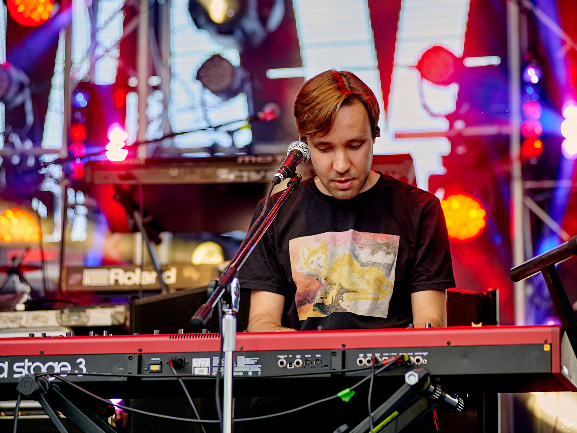 Концерт группы OQJAV в Екатеринбурге. Фотографии отовсюду и обо всем