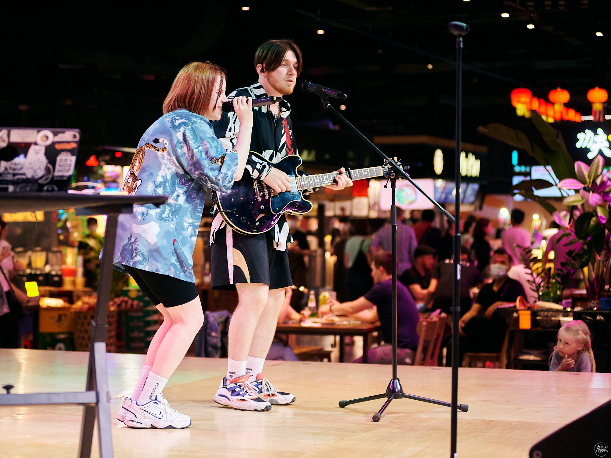 О! Марго. Фотографии отовсюду и обо всем