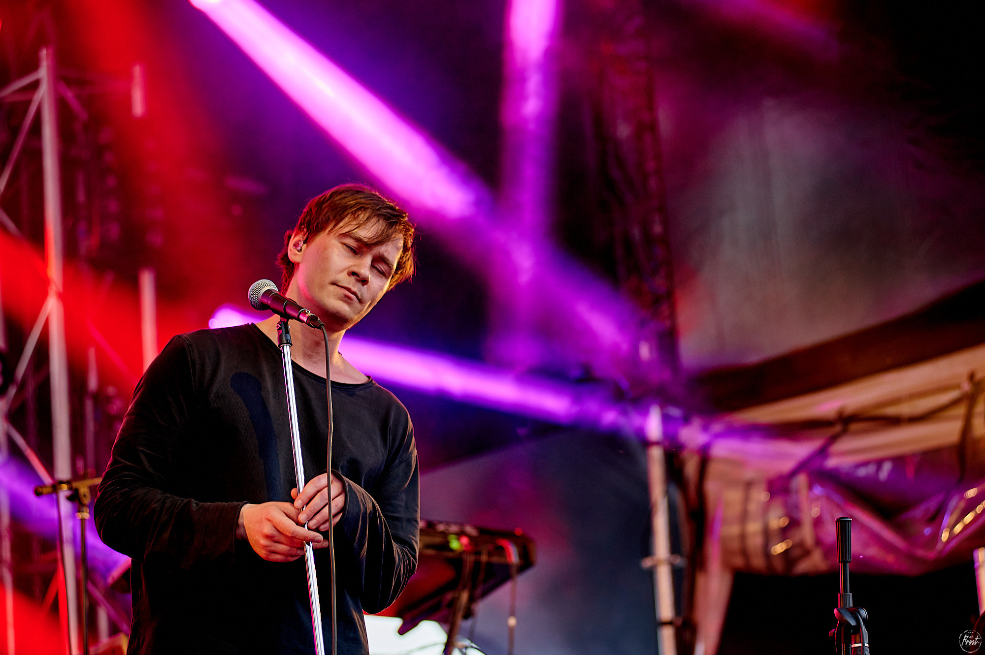 Концерт группы OQJAV в Екатеринбурге. Фотографии отовсюду и обо всем