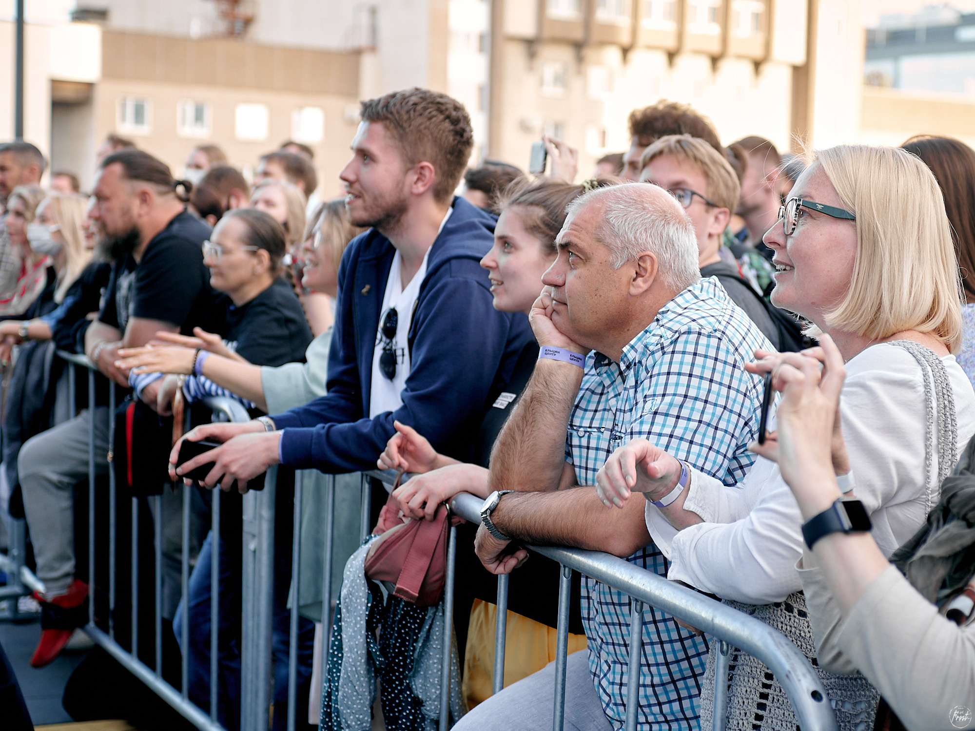 Концерт группы OQJAV в Екатеринбурге. Фотографии отовсюду и обо всем