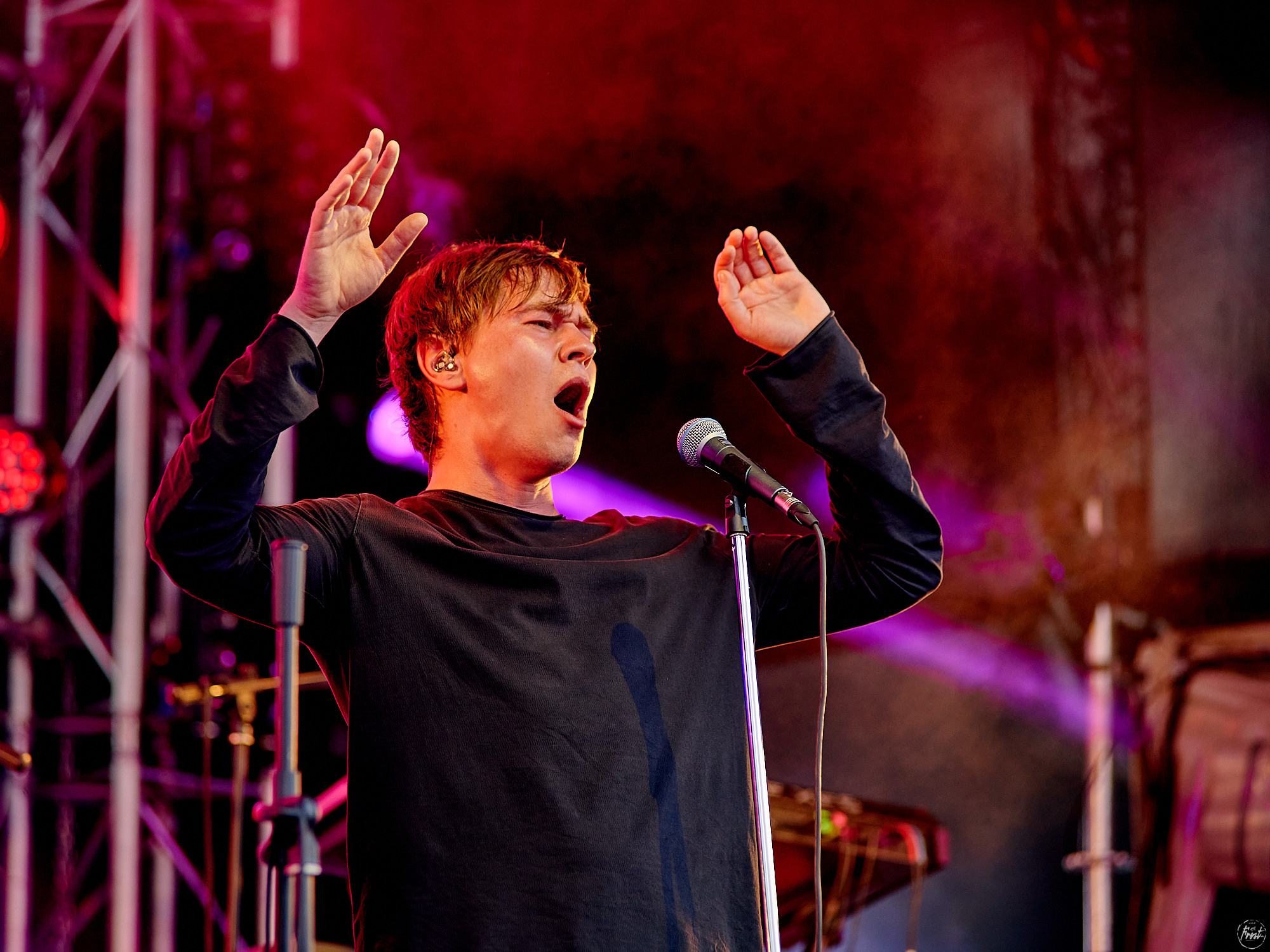 Концерт группы OQJAV в Екатеринбурге. Фотографии отовсюду и обо всем