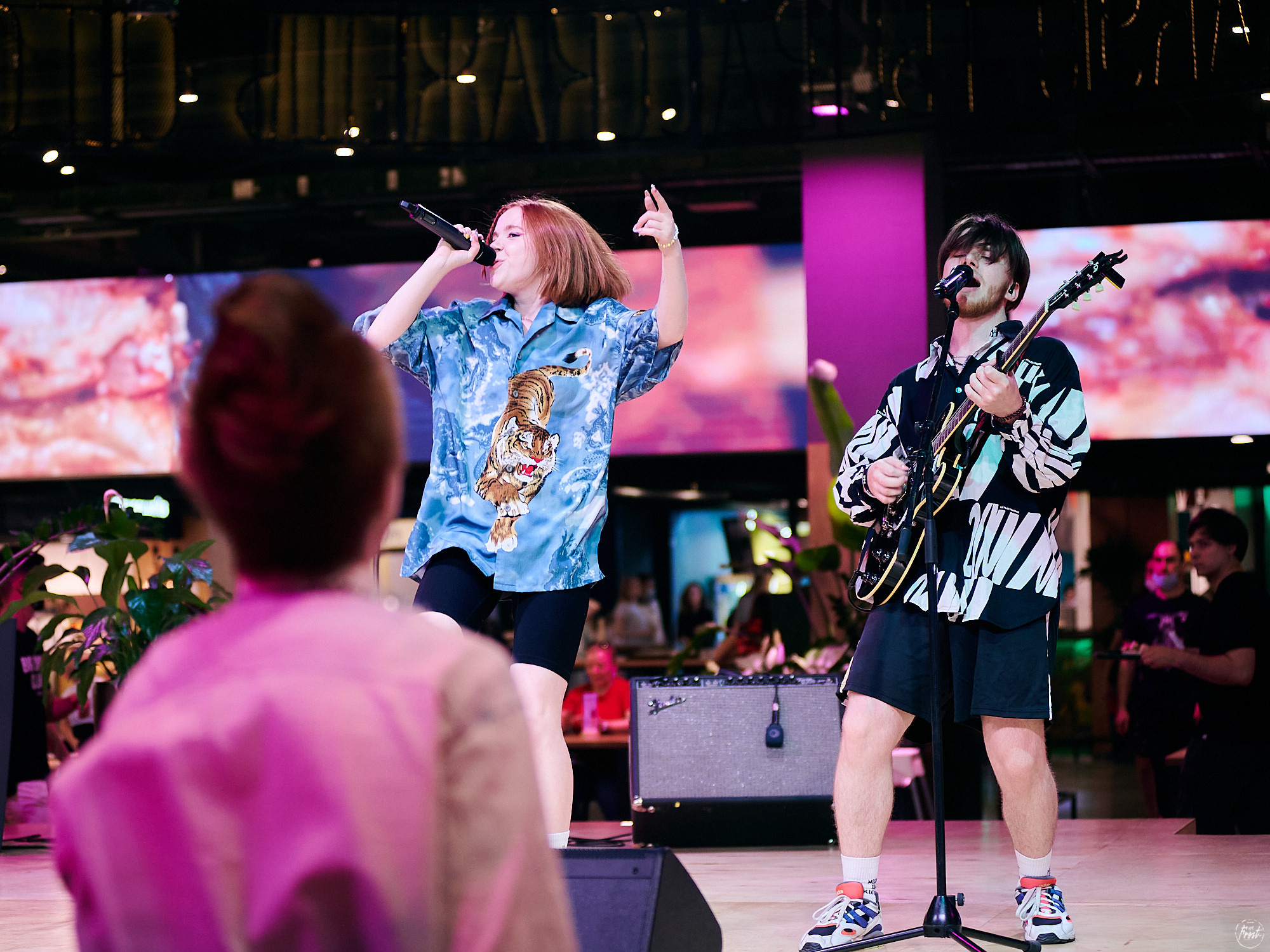 О! Марго. Фотографии отовсюду и обо всем