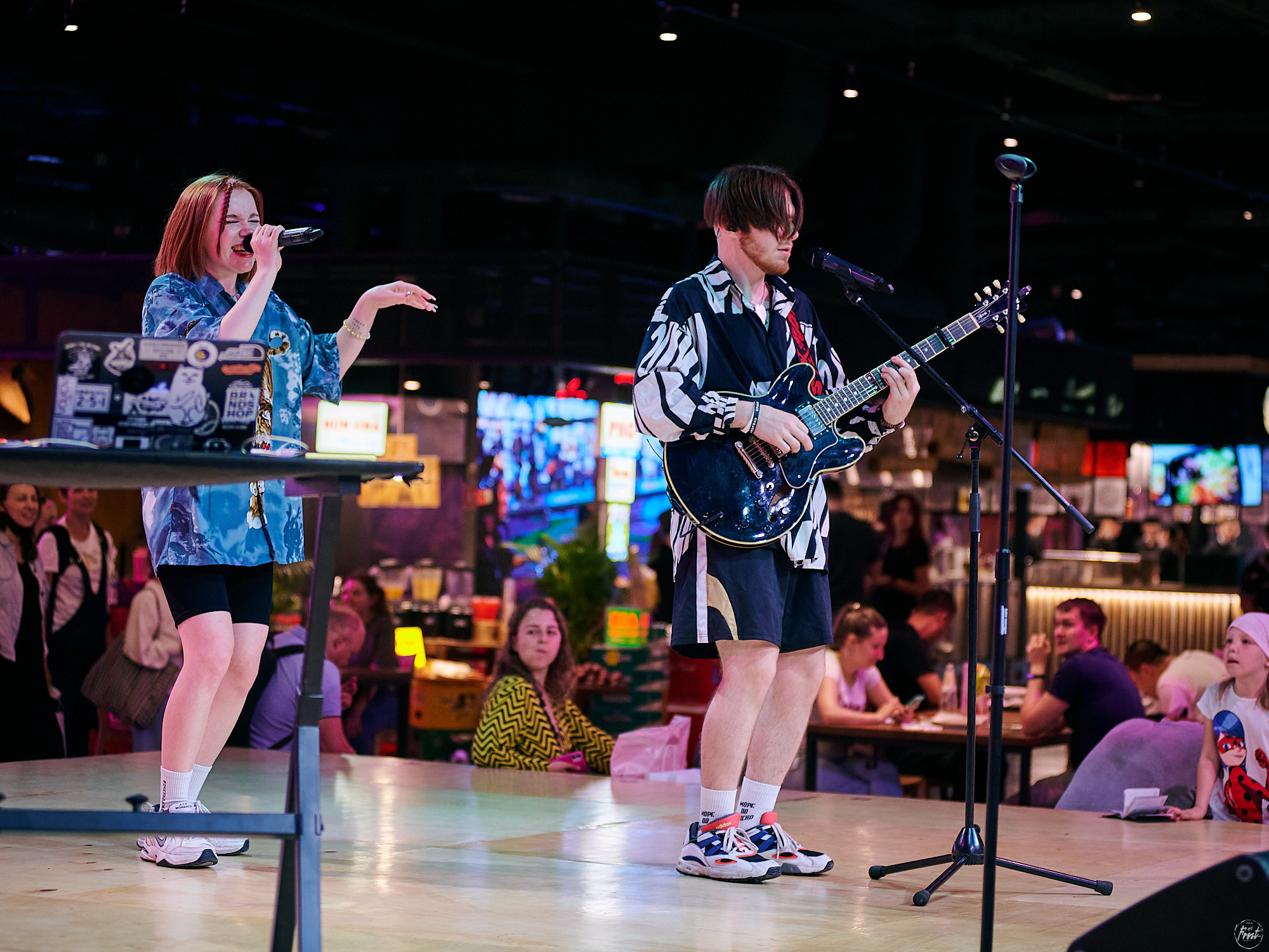 О! Марго. Фотографии отовсюду и обо всем