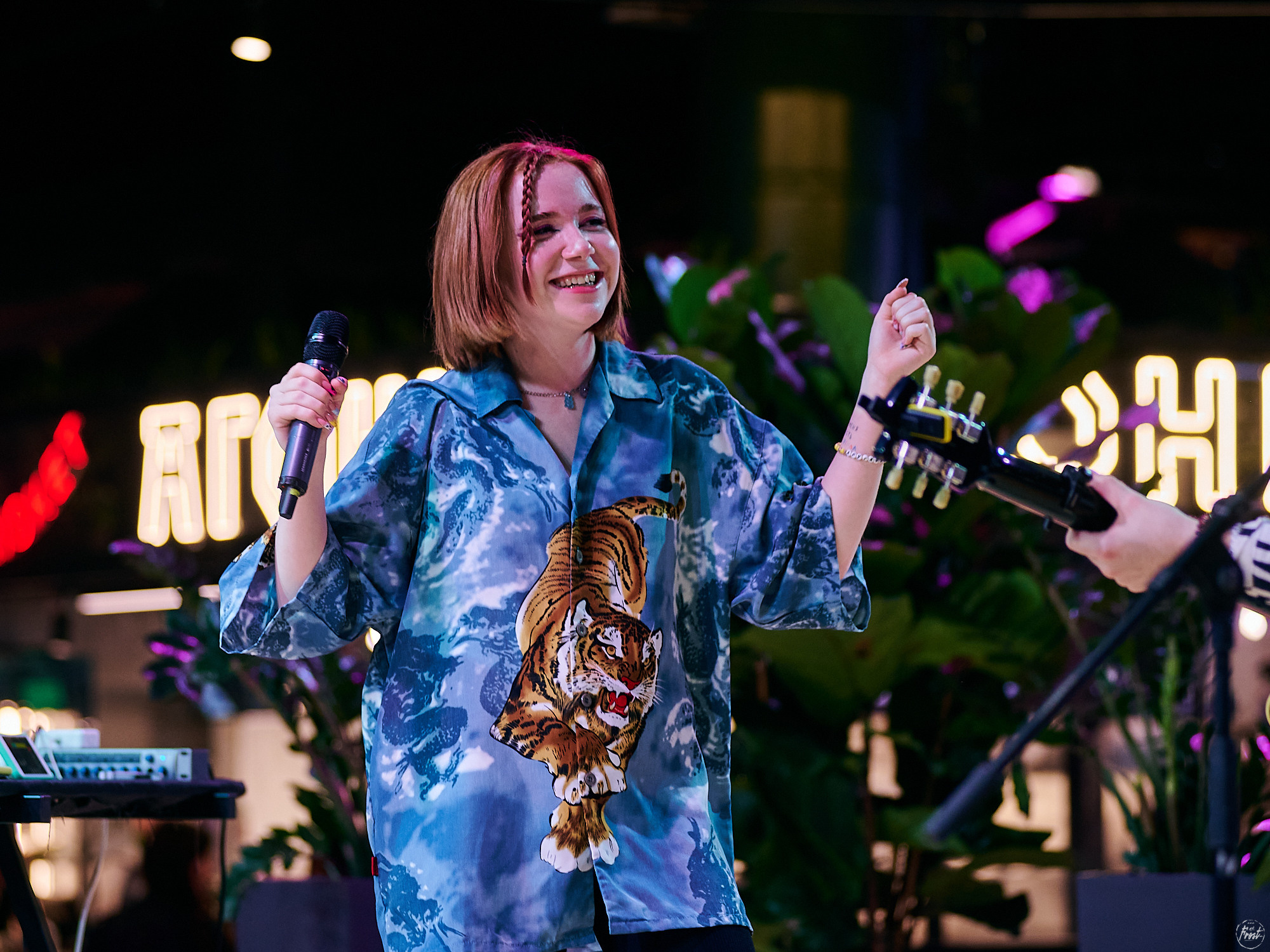 О! Марго. Фотографии отовсюду и обо всем