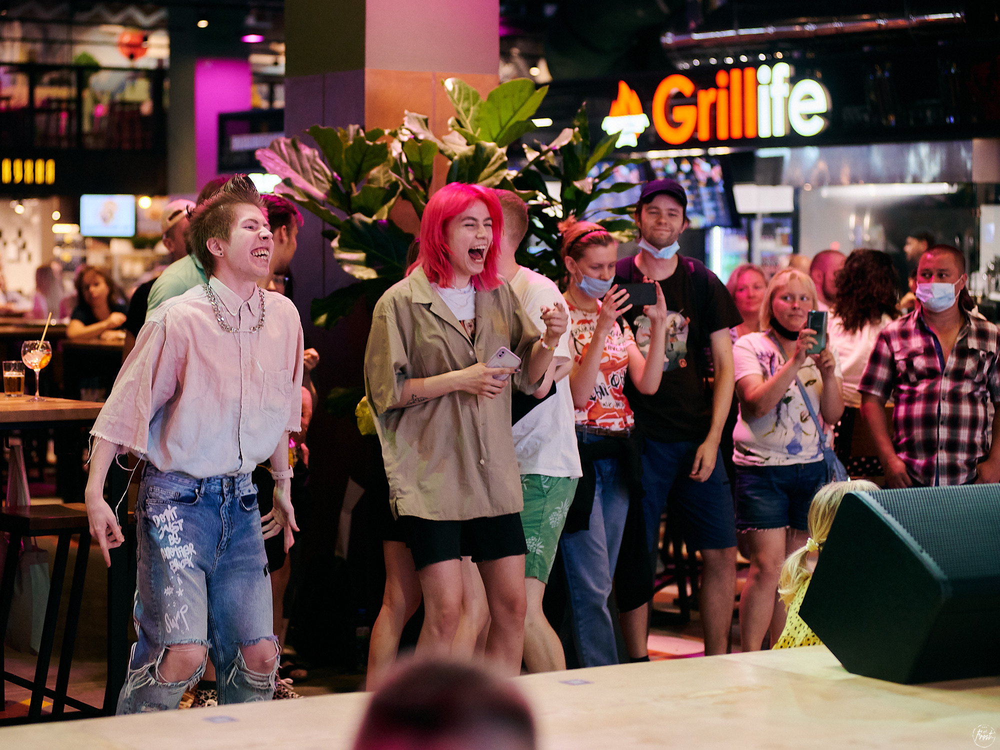 О! Марго. Фотографии отовсюду и обо всем