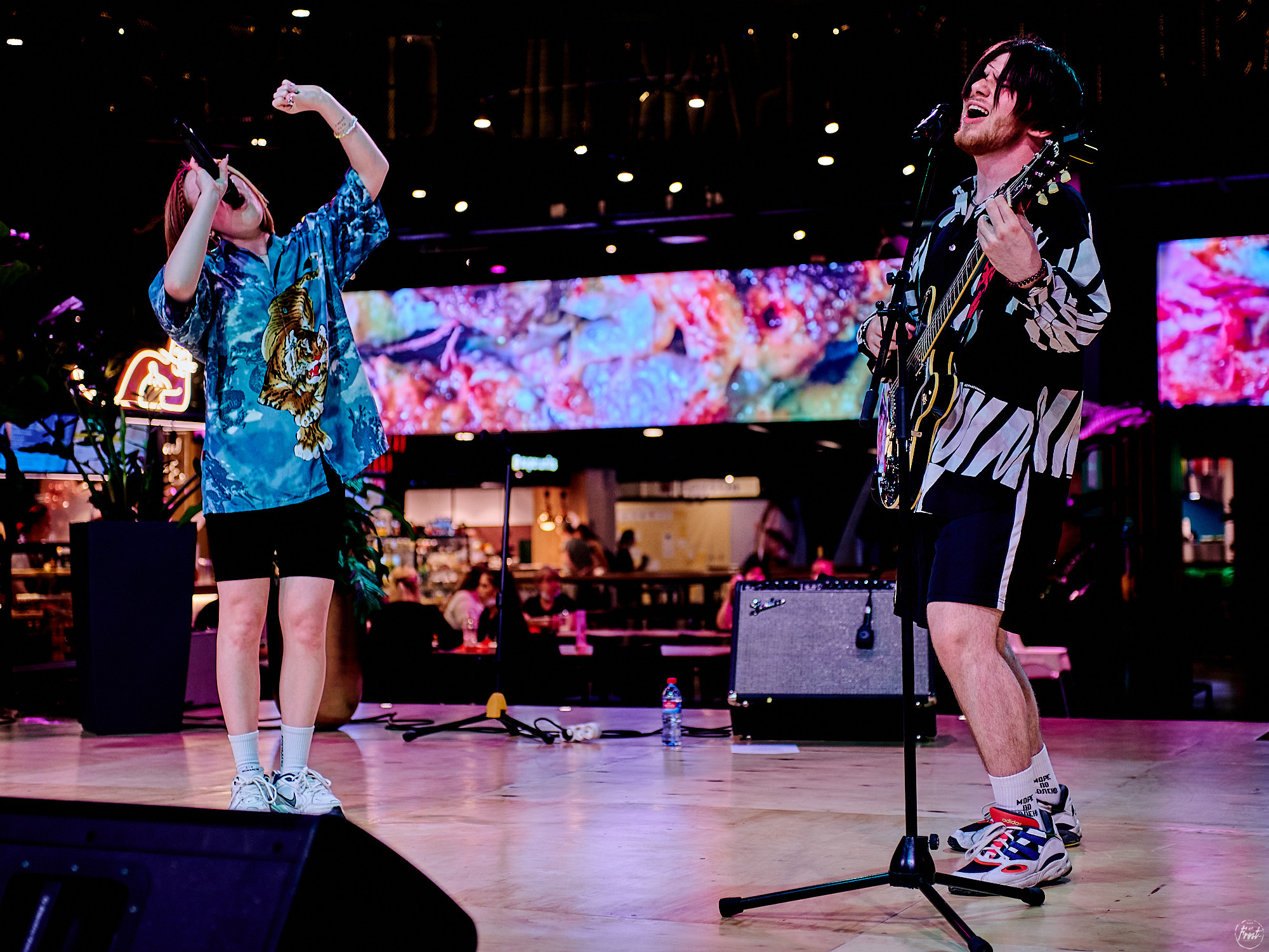 О! Марго. Фотографии отовсюду и обо всем