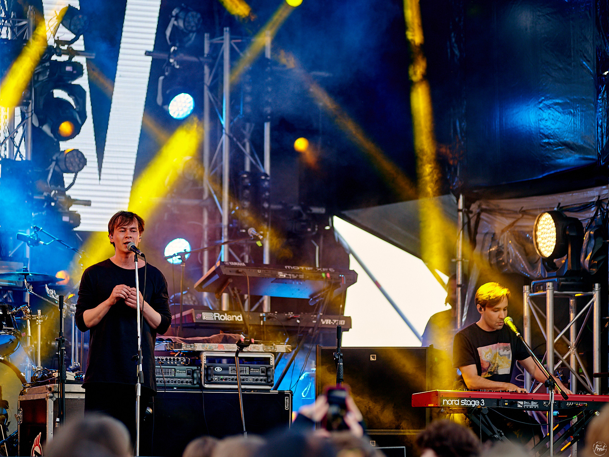 Концерт группы OQJAV в Екатеринбурге. Фотографии отовсюду и обо всем