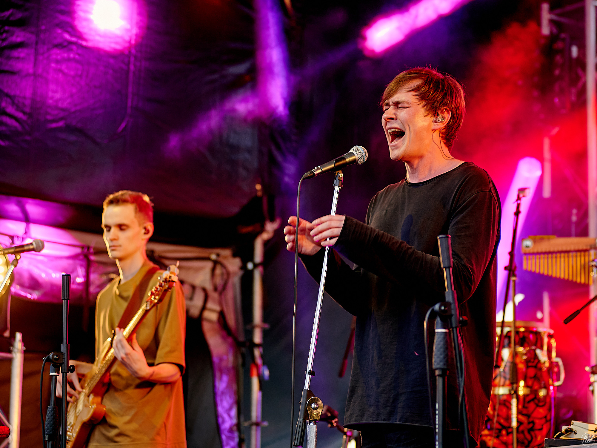 Концерт группы OQJAV в Екатеринбурге. Фотографии отовсюду и обо всем