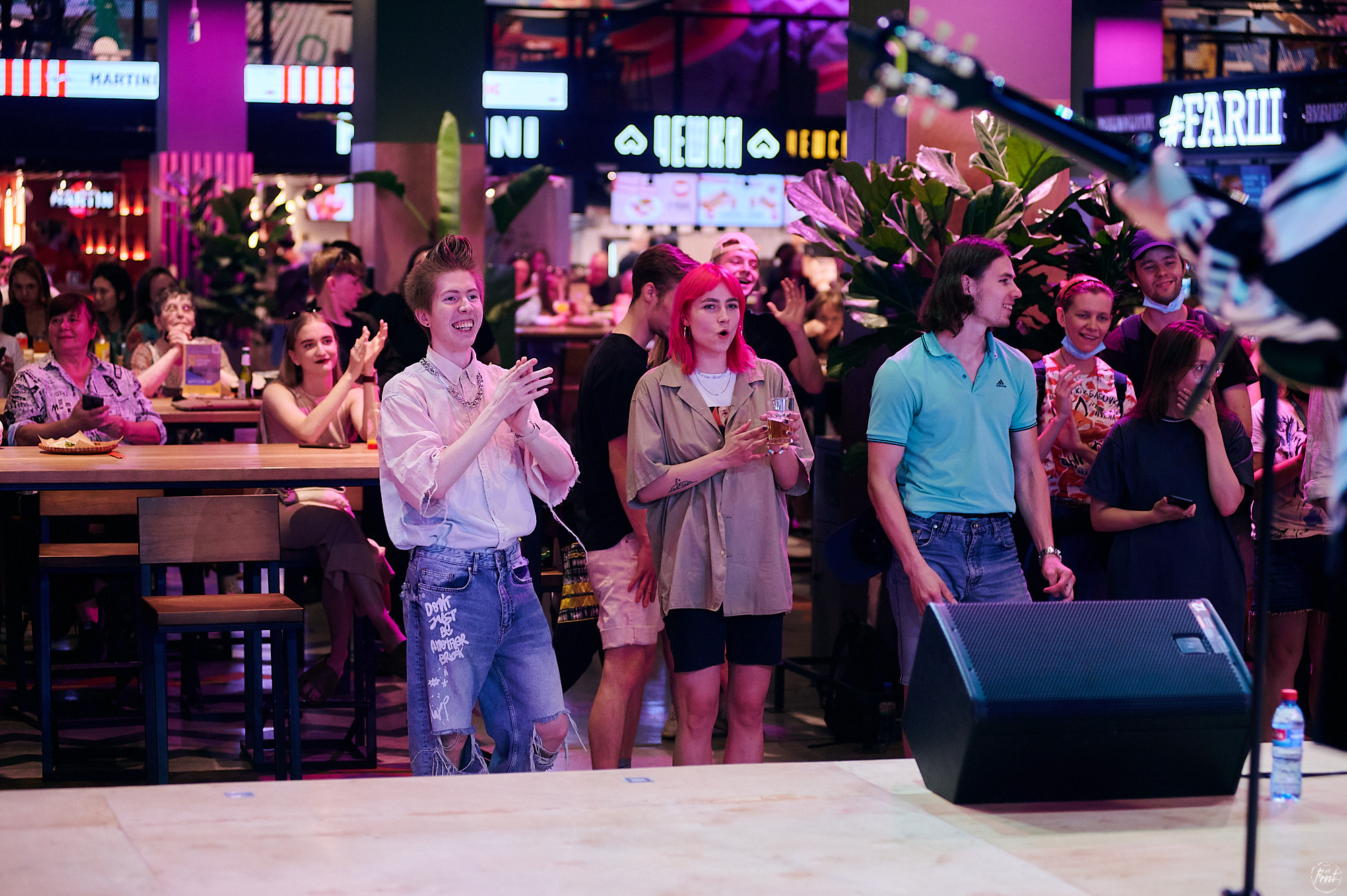 О! Марго. Фотографии отовсюду и обо всем