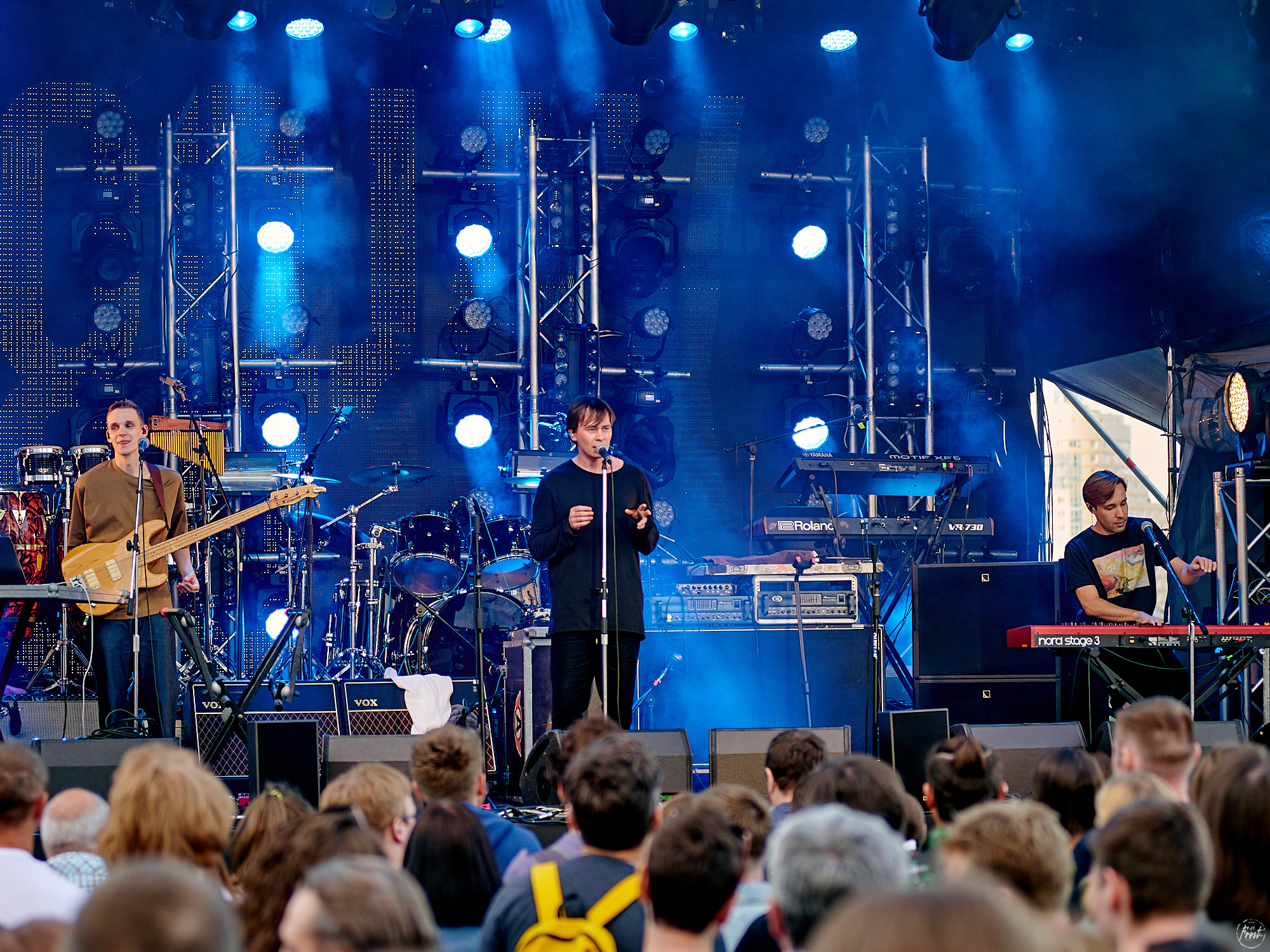 Концерт группы OQJAV в Екатеринбурге. Фотографии отовсюду и обо всем