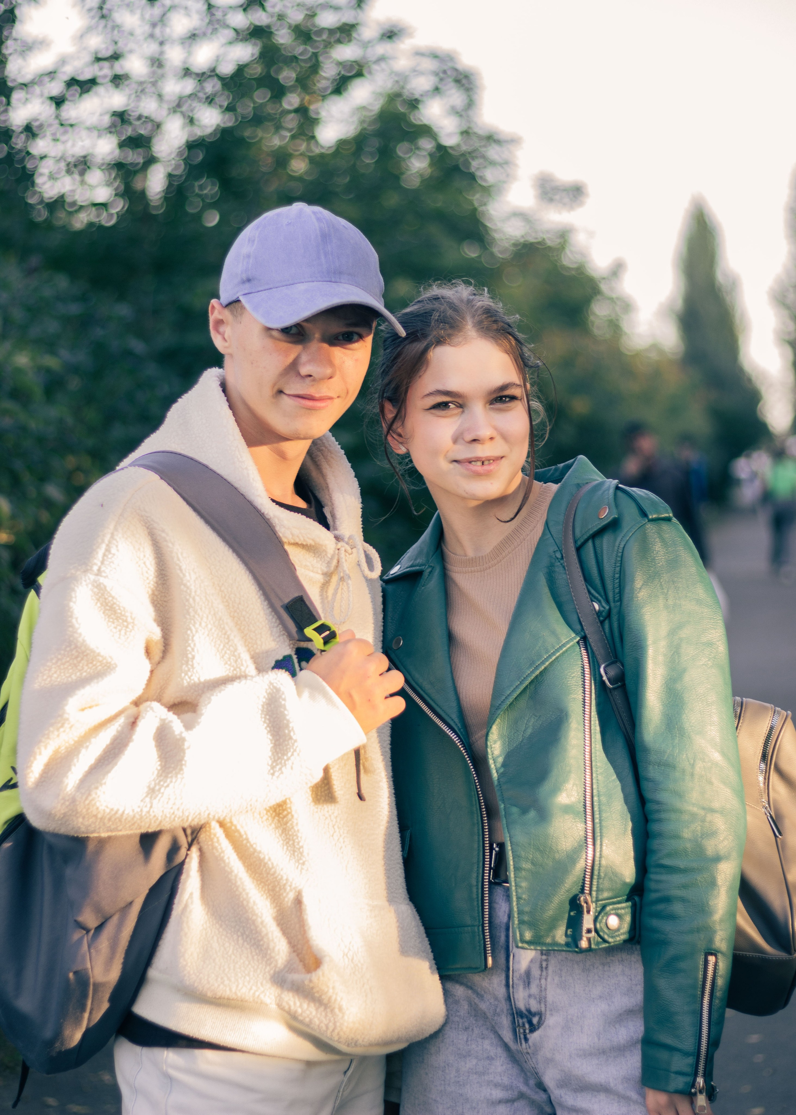 Какие-то ребята на улице. Портретный и репортажный фотограф в Кемерово Алексеева Анастасия