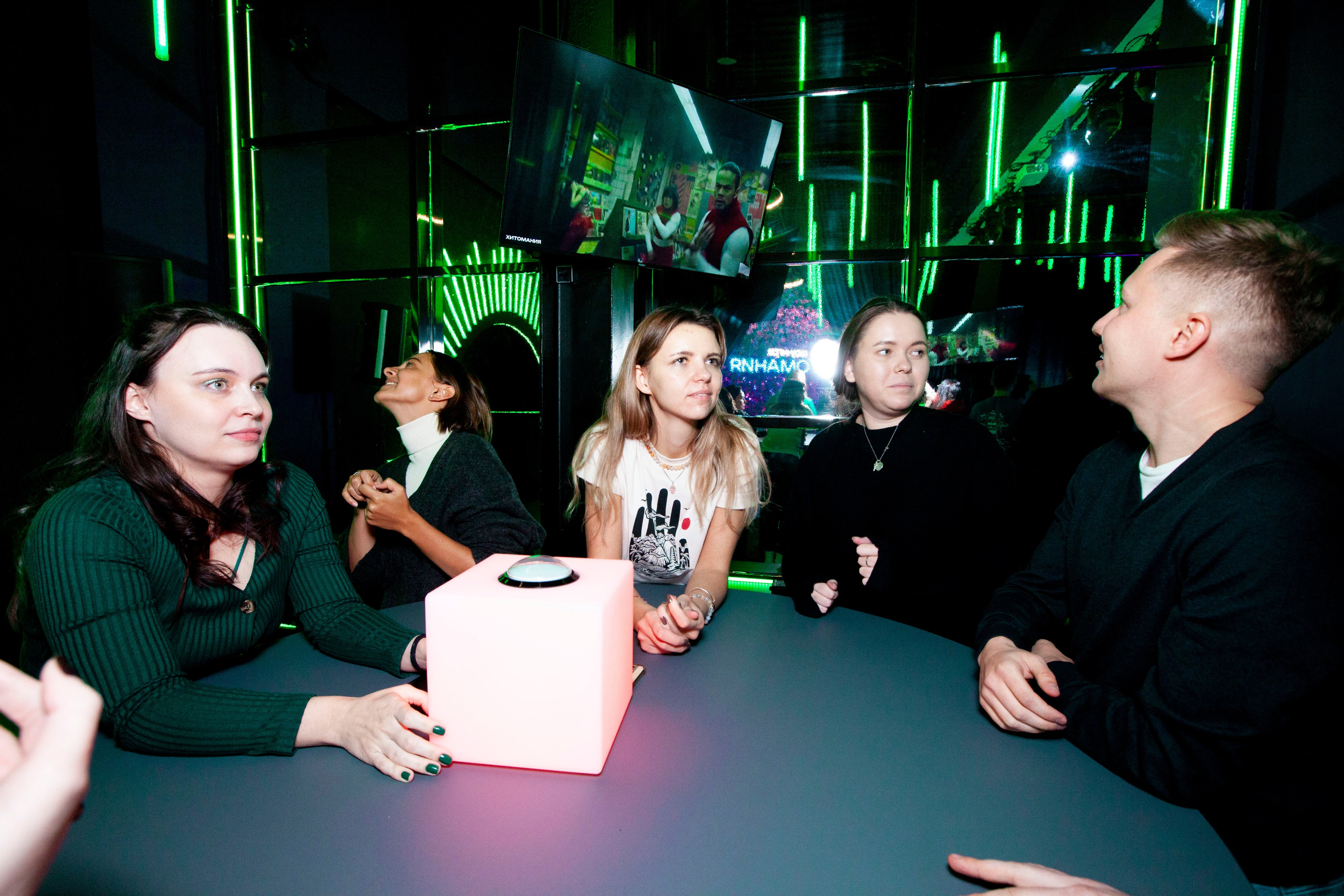 Хитомания. Stanislav Baryshev — People. Emotions. Atmosphere