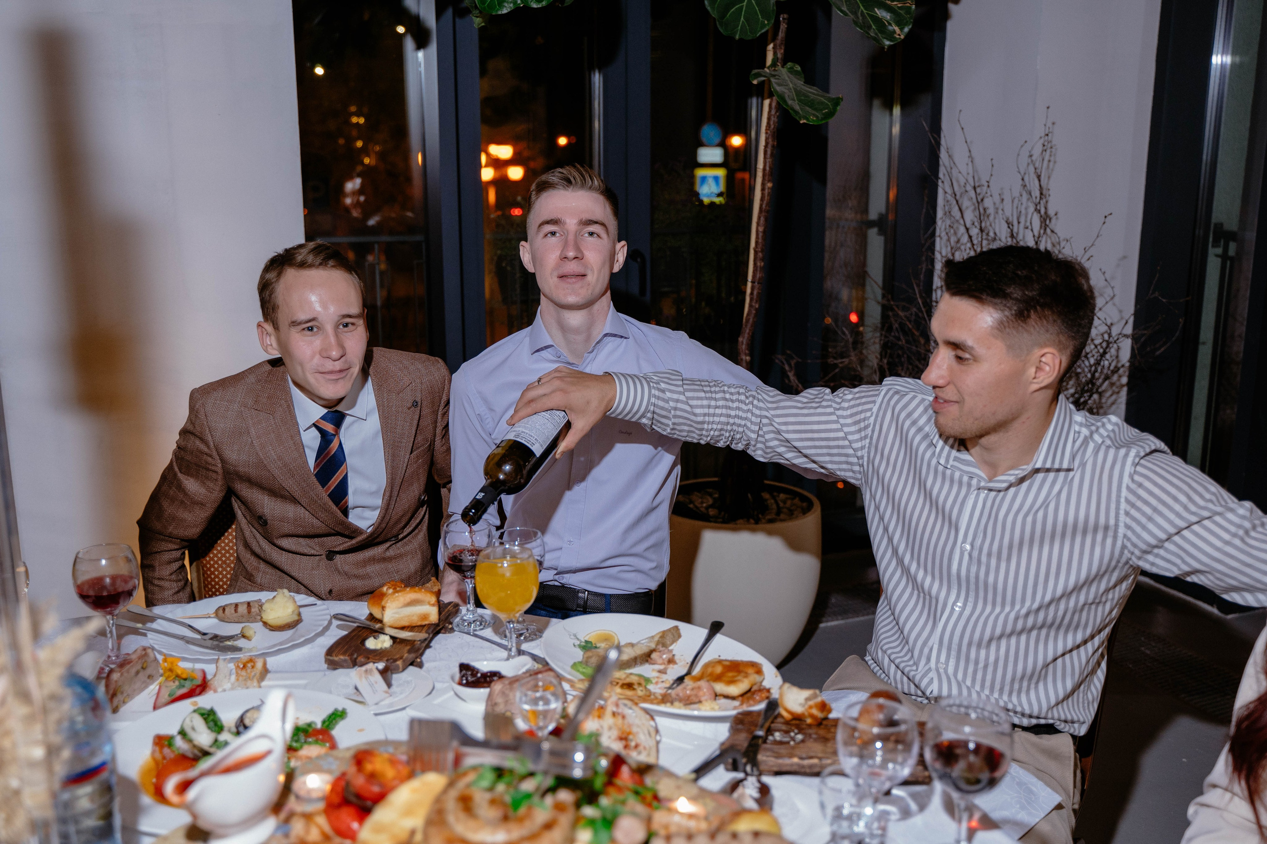 Свадебный день Магомеда и Вероники. Фотограф Чита. Индивидуальные портреты, LoveStory, свадьбы