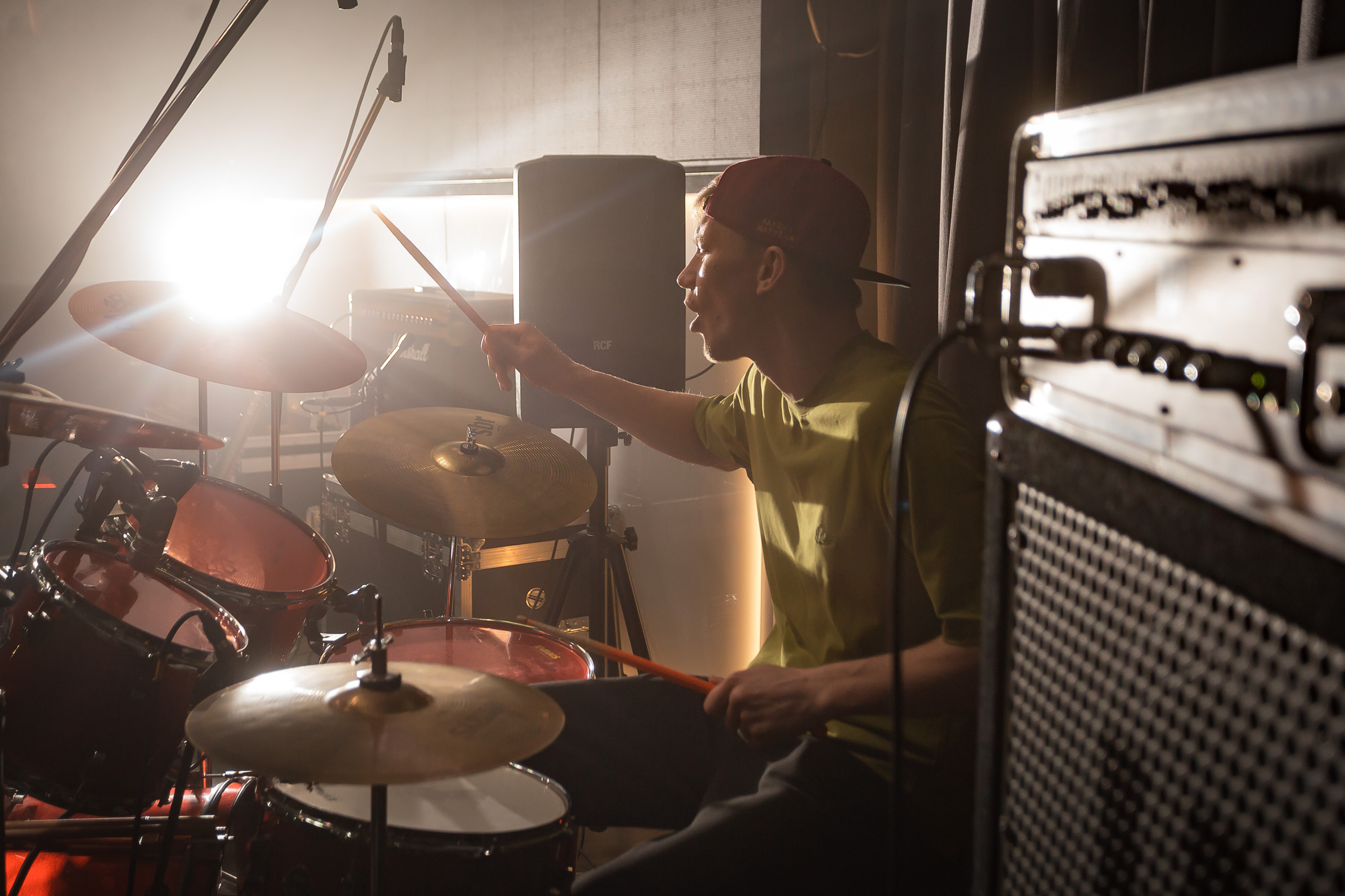 Не Школа Барабанов в Dusty Gold. Фотографиня Мария Дикова