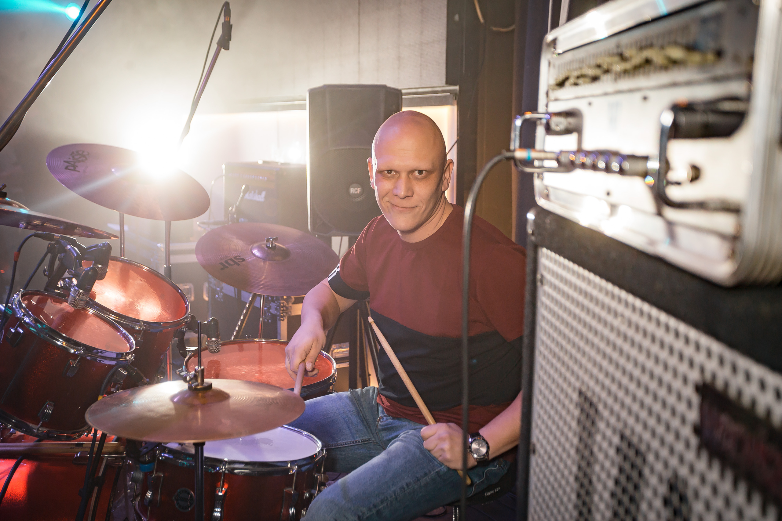 Не Школа Барабанов в Dusty Gold. Фотографиня Мария Дикова