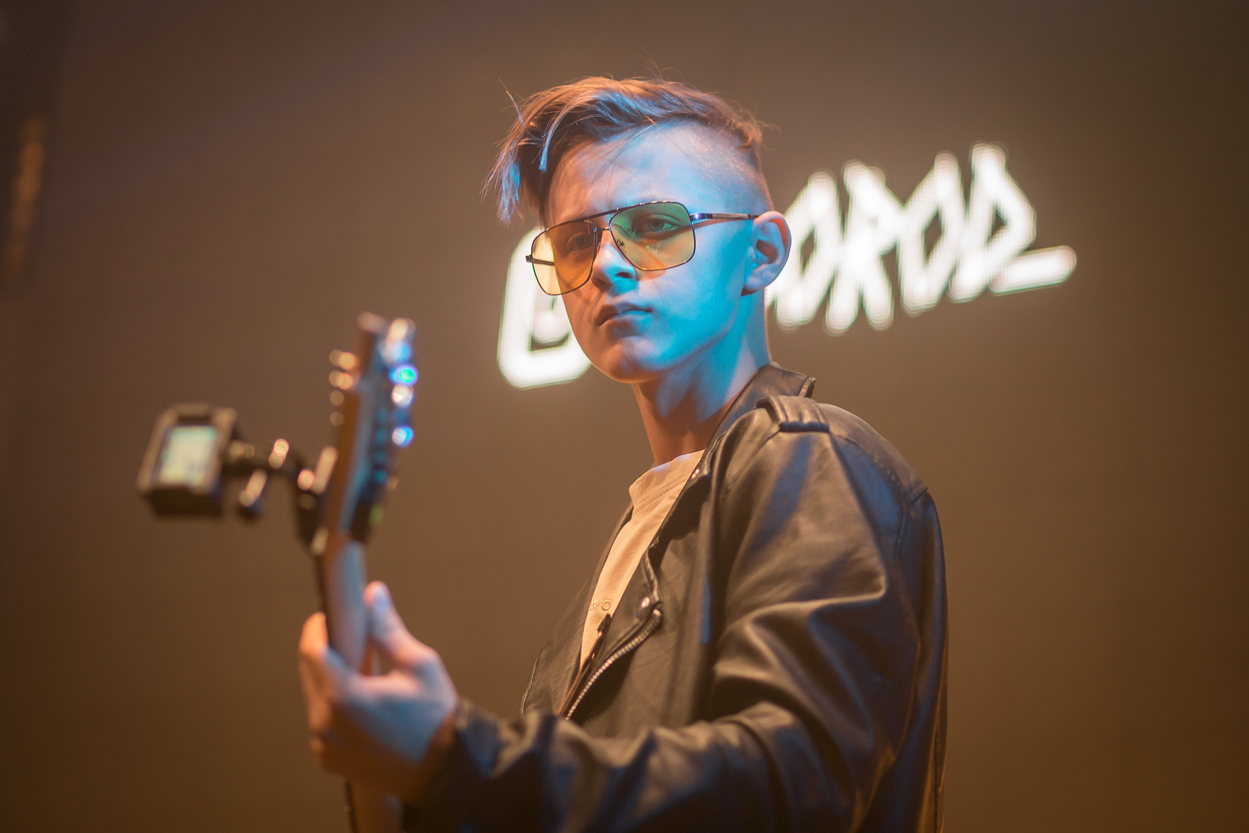 Не Школа Барабанов в Dusty Gold. Фотографиня Мария Дикова