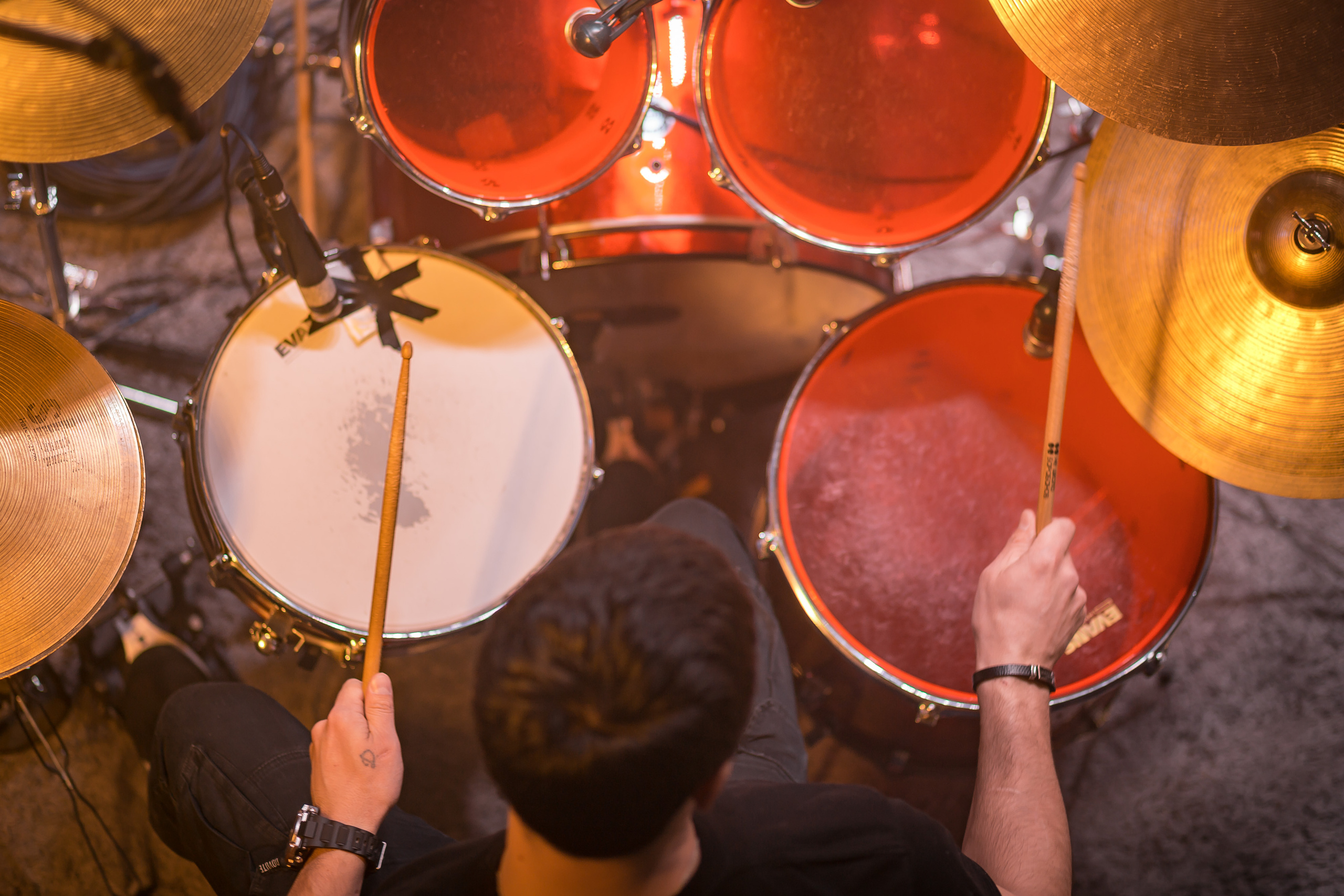 Не Школа Барабанов в Dusty Gold. Фотографиня Мария Дикова