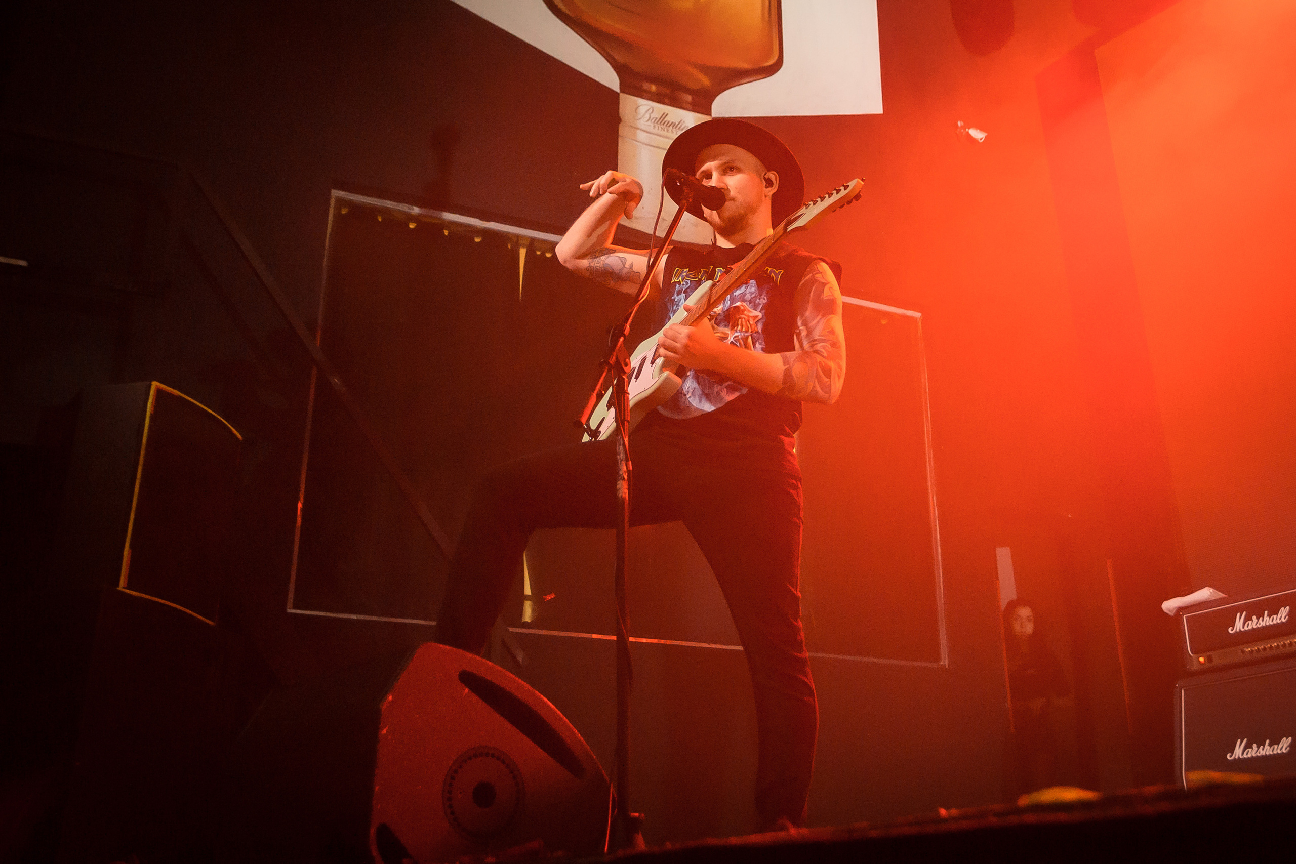 Заточка. Фотографиня Мария Дикова