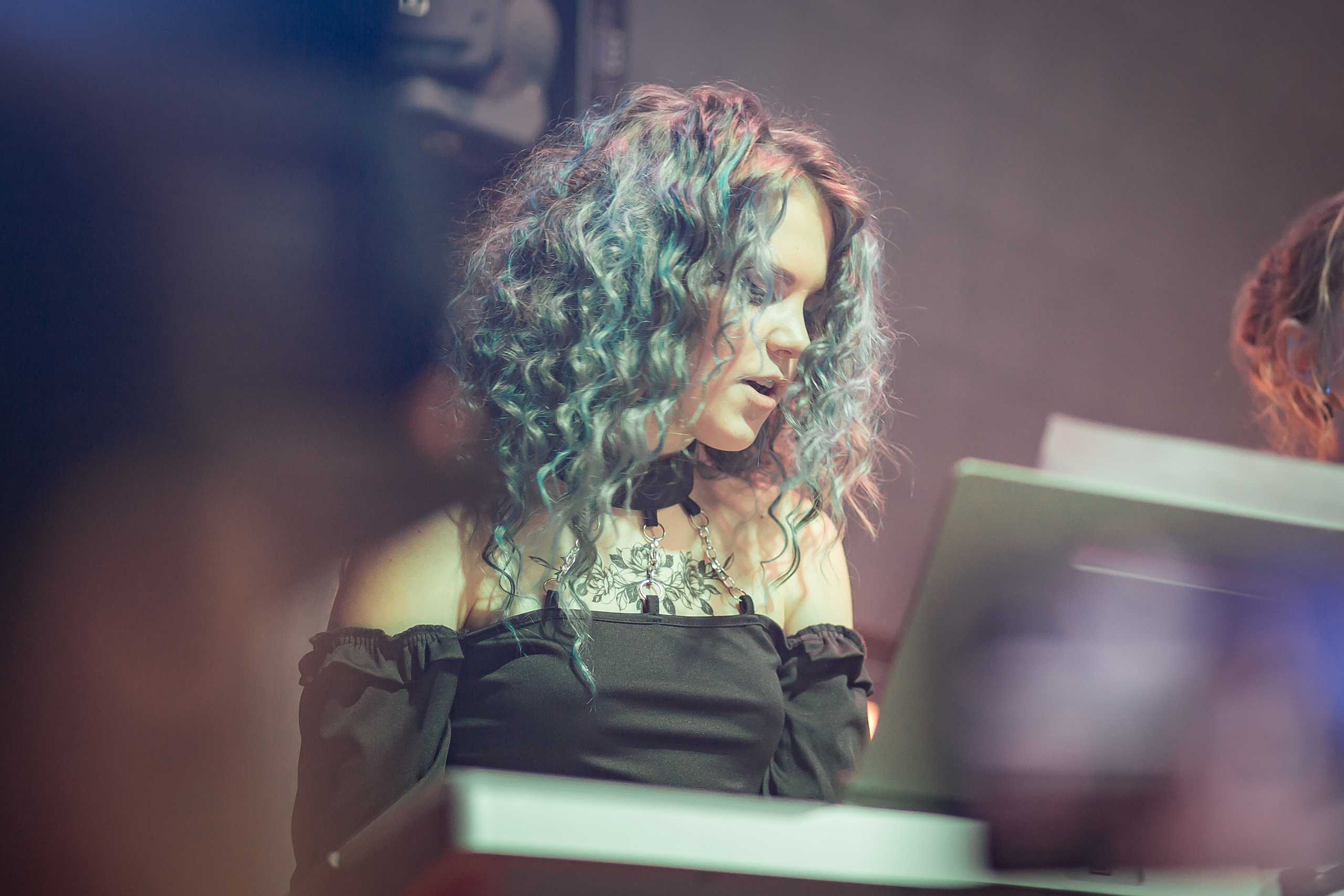 Не Школа Барабанов в Dusty Gold. Фотографиня Мария Дикова