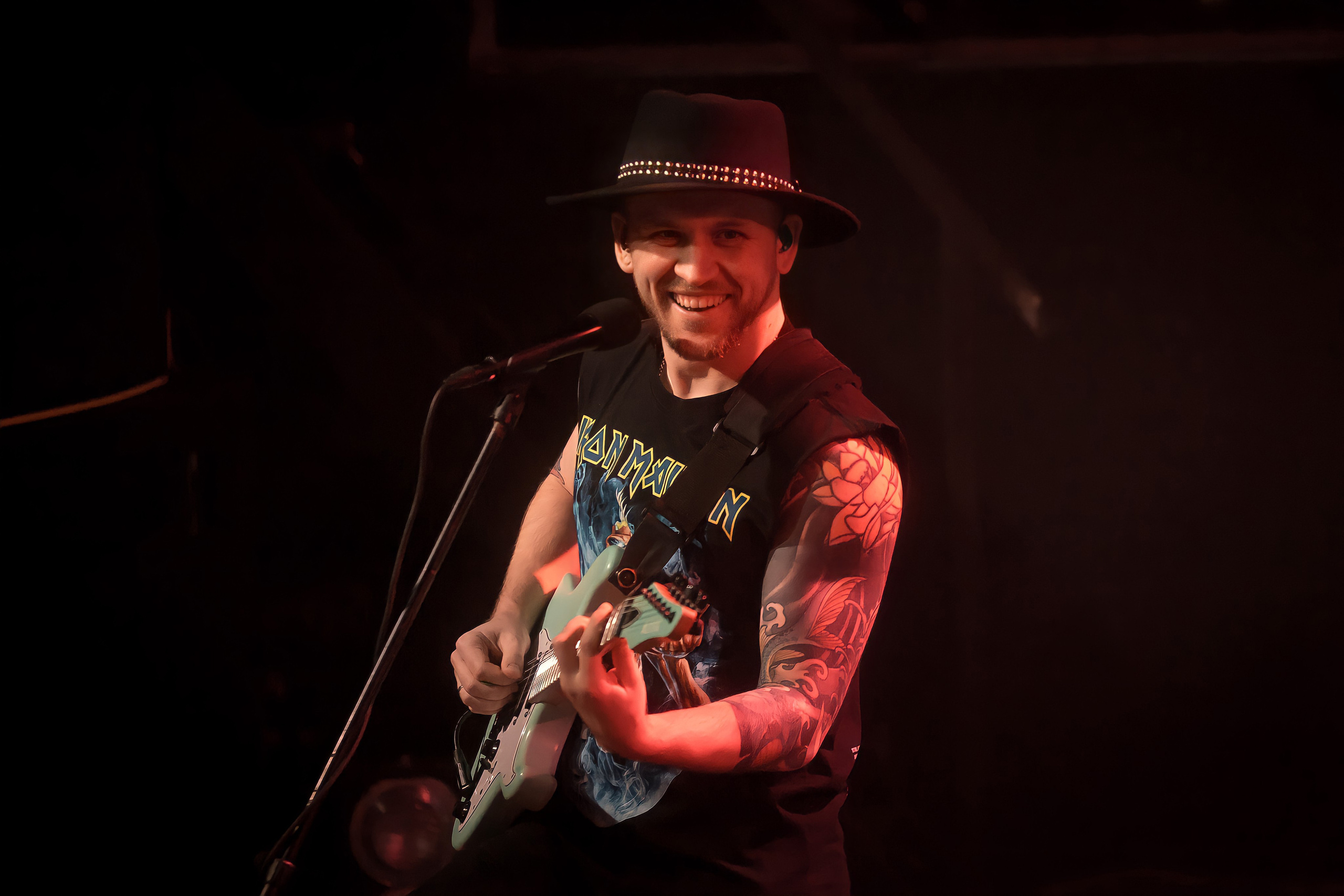 Заточка. Фотографиня Мария Дикова