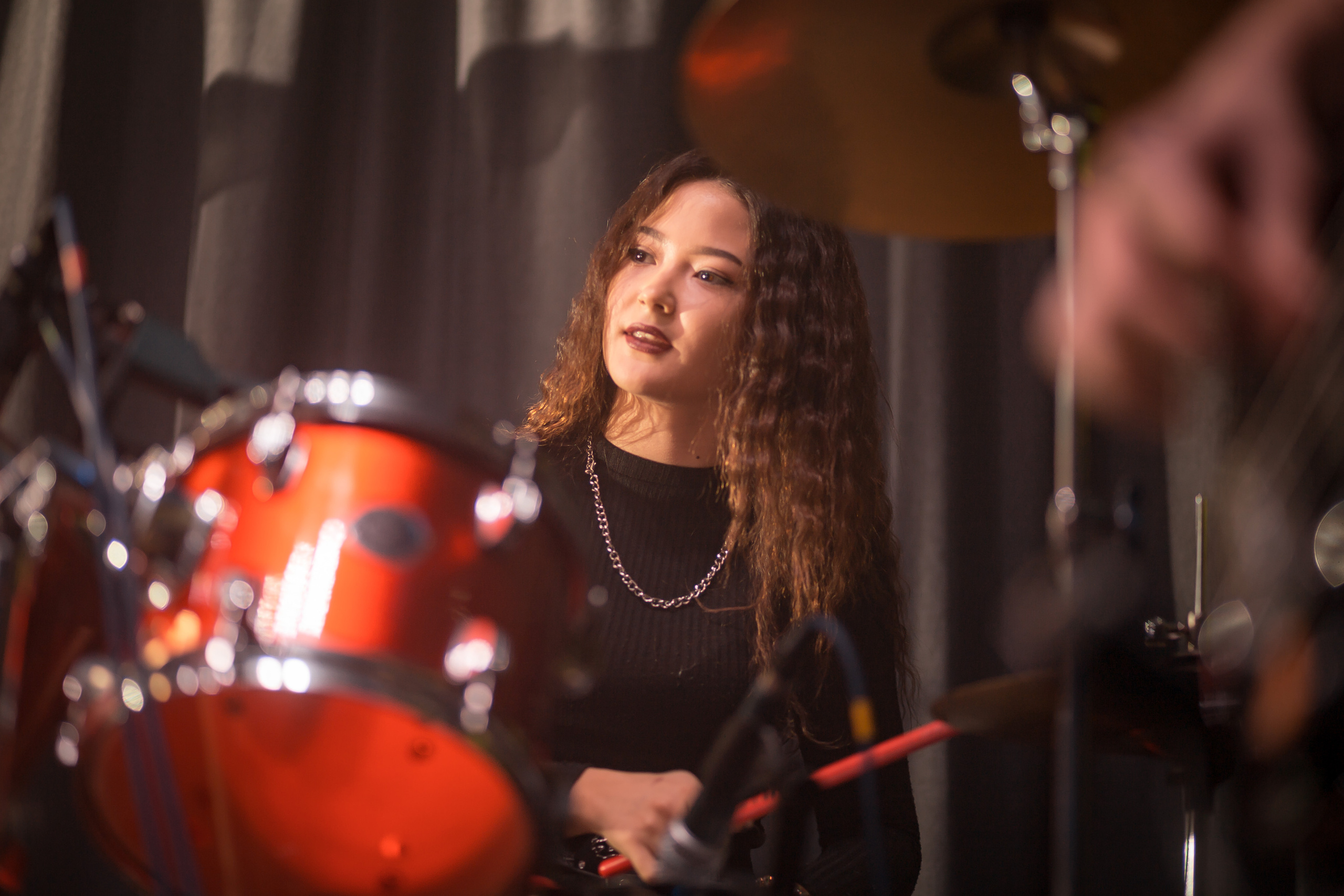 Не Школа Барабанов в Dusty Gold. Фотографиня Мария Дикова