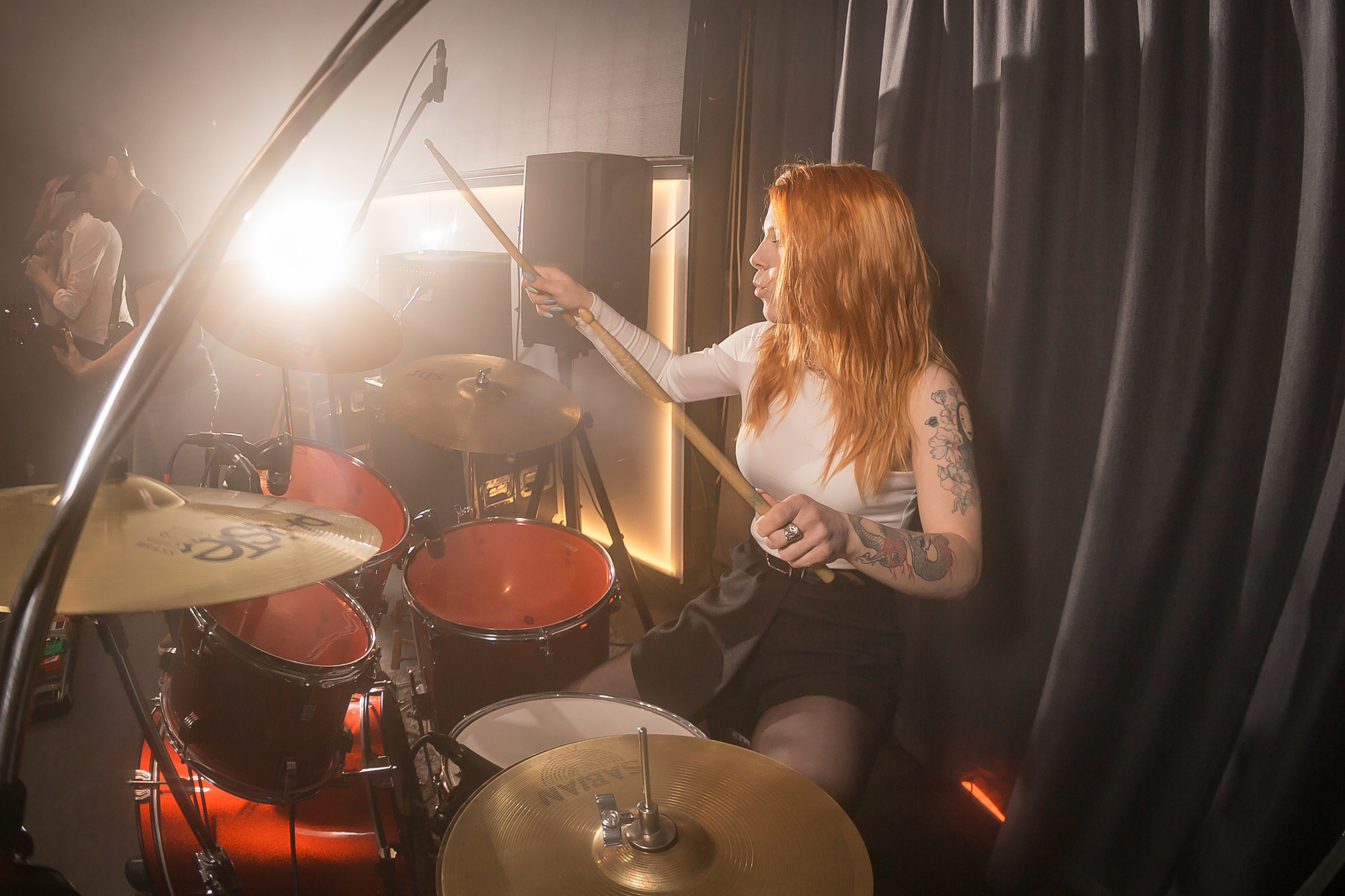 Не Школа Барабанов в Dusty Gold. Фотографиня Мария Дикова