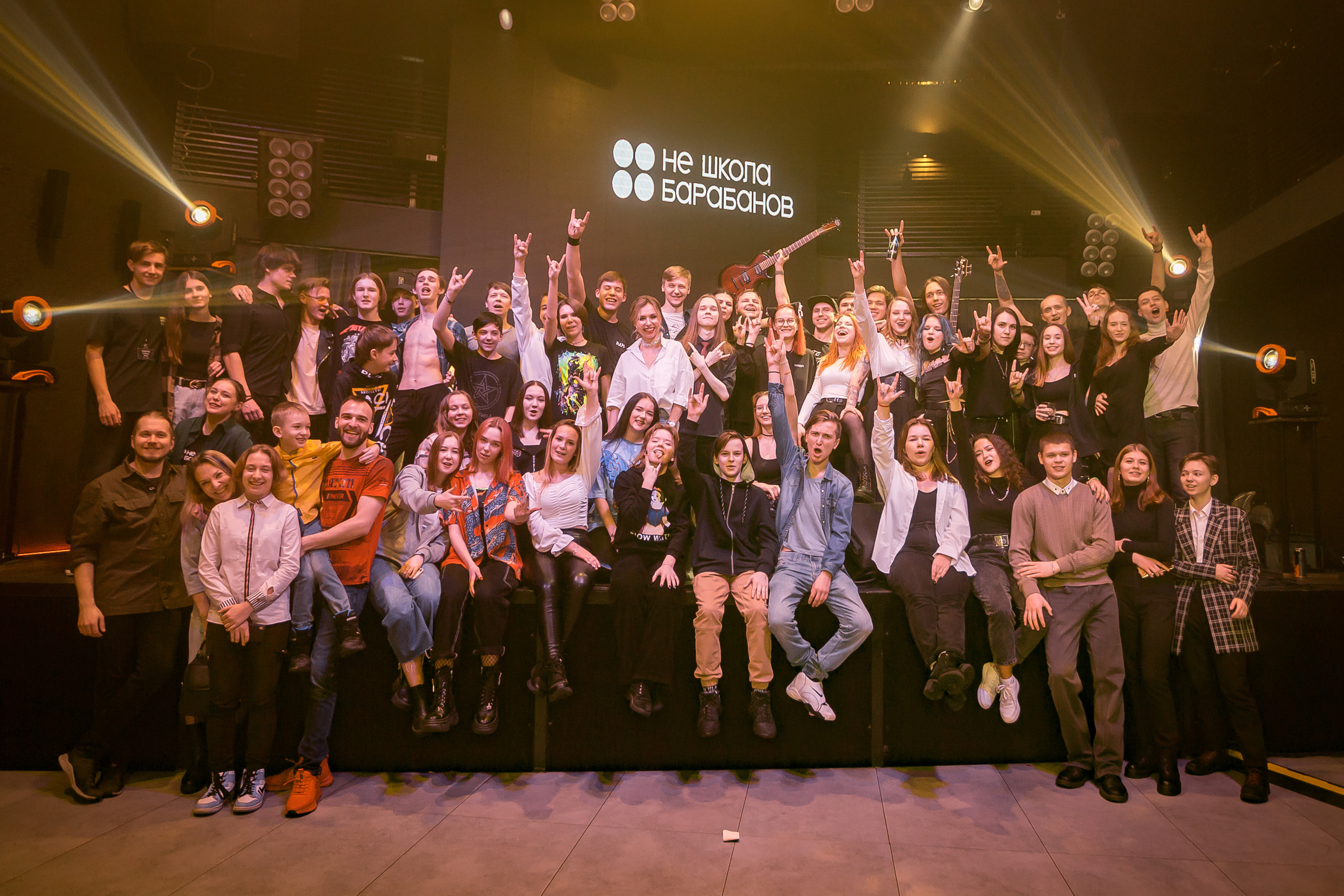 Не Школа Барабанов в Dusty Gold. Фотографиня Мария Дикова