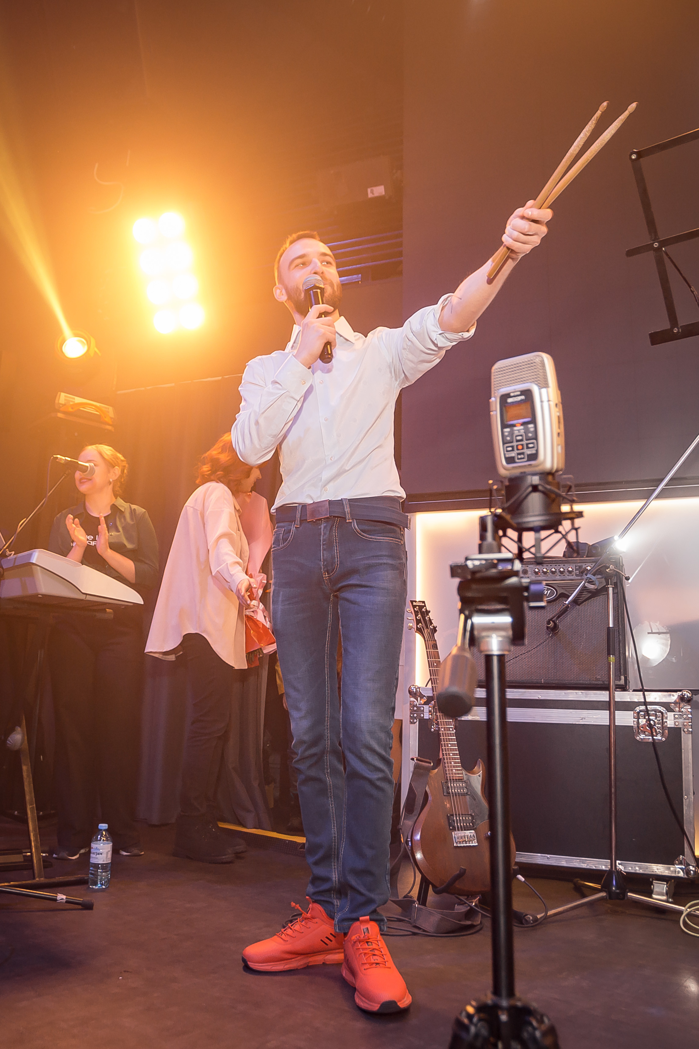 Не Школа Барабанов в Dusty Gold. Фотографиня Мария Дикова