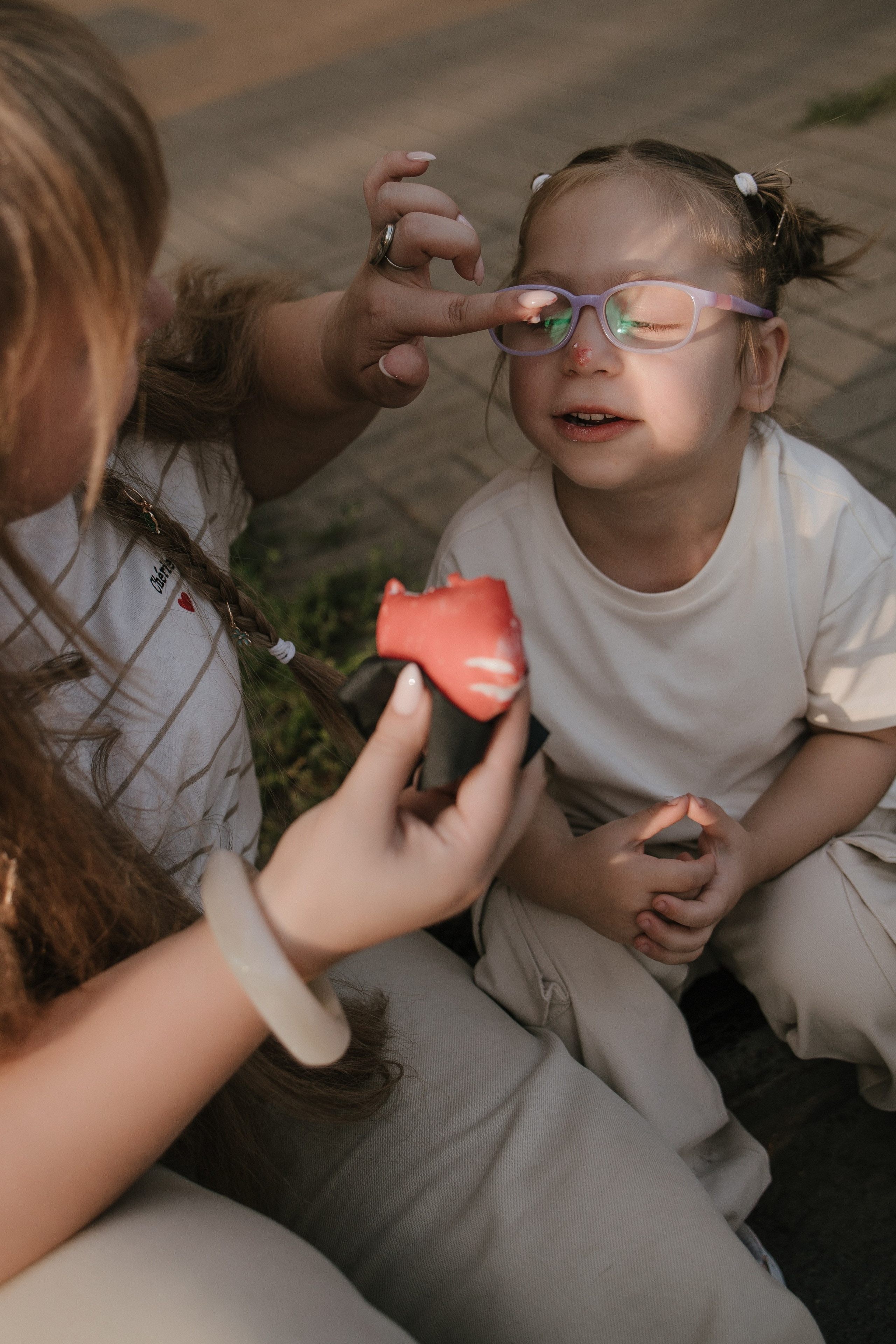 Настя и Аришка. Главная