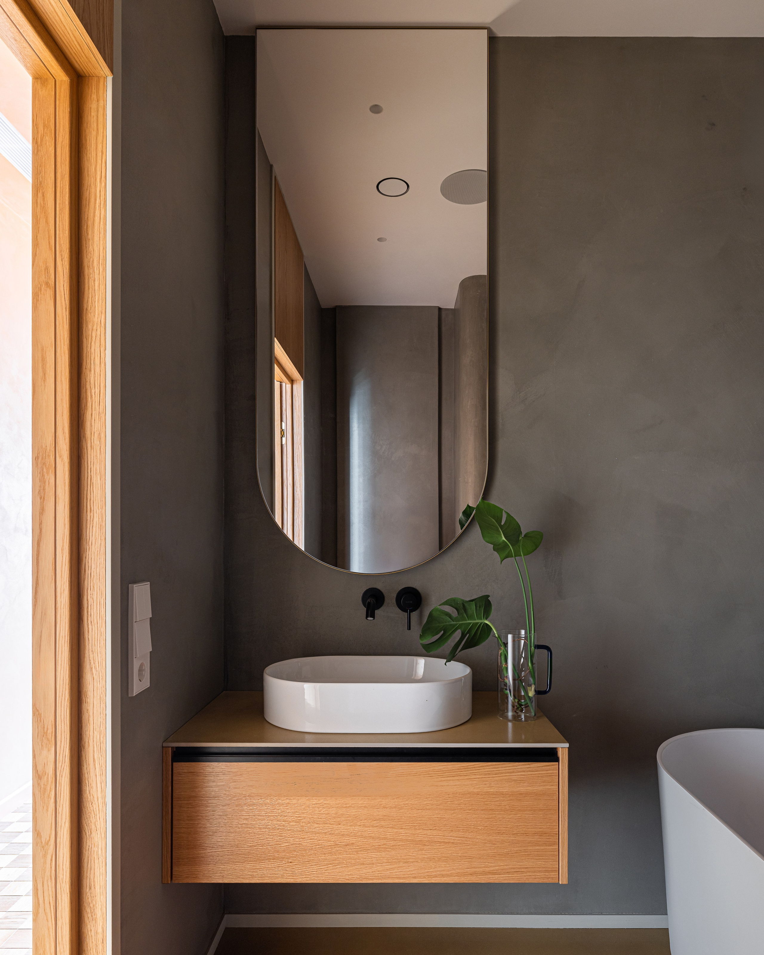 ОБИТАЕМЫЙ ОСТРОВ. Дизайн интерьеров Москва / Петербург / регионы