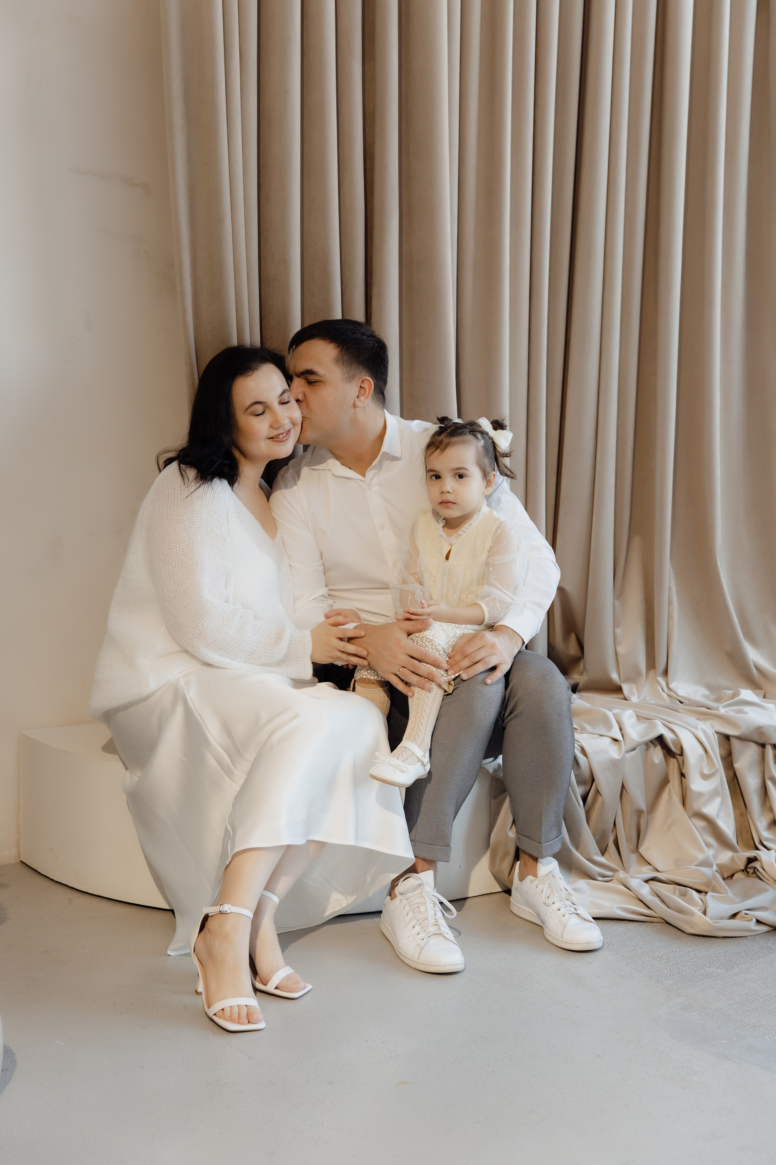 Николай, Зарина и Кира. Семейный и свадебный фотограф в Челябинске Мария Леонтьева